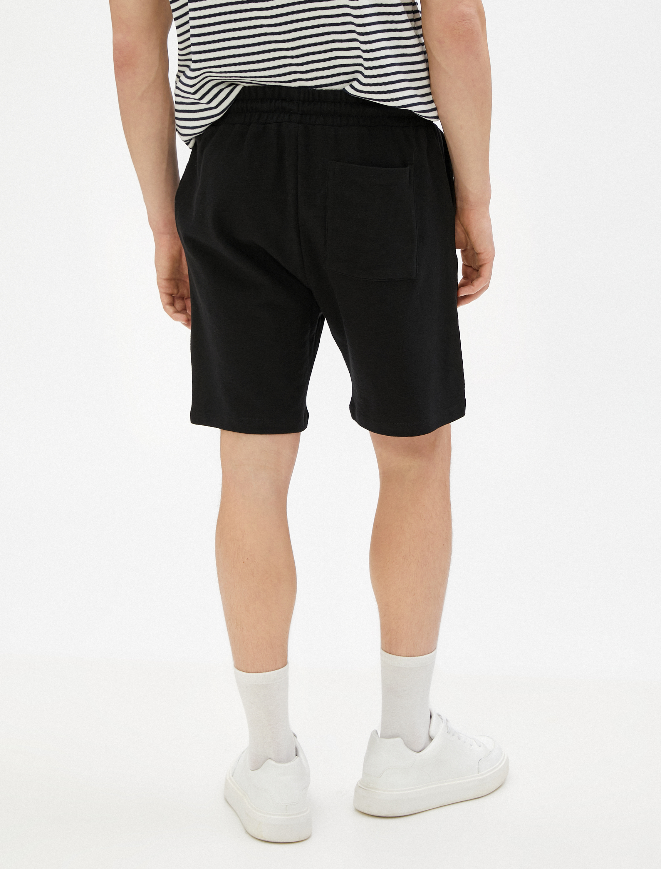   Basic Bermuda Şort Beli Bağcıklı Cep Detaylı Dar Kesim