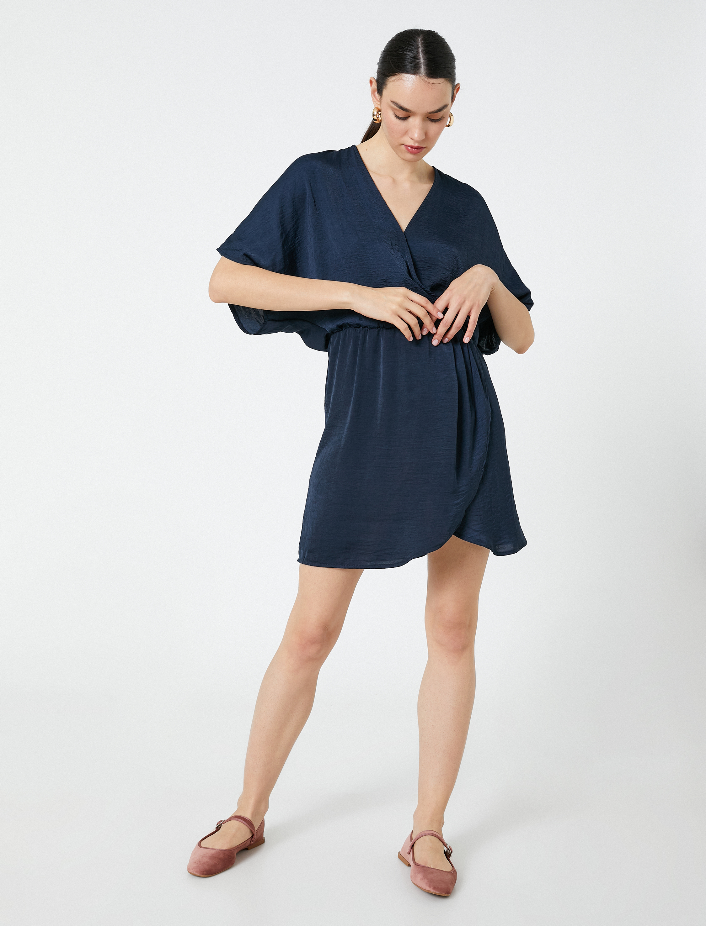   Mini Elbise Anvelop V Yaka Kısa Kollu