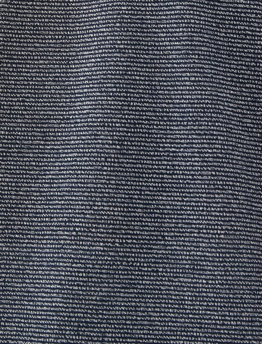   Slim Fit Tişört İşleme Detaylı Kısa Kollu Bisiklet Yaka