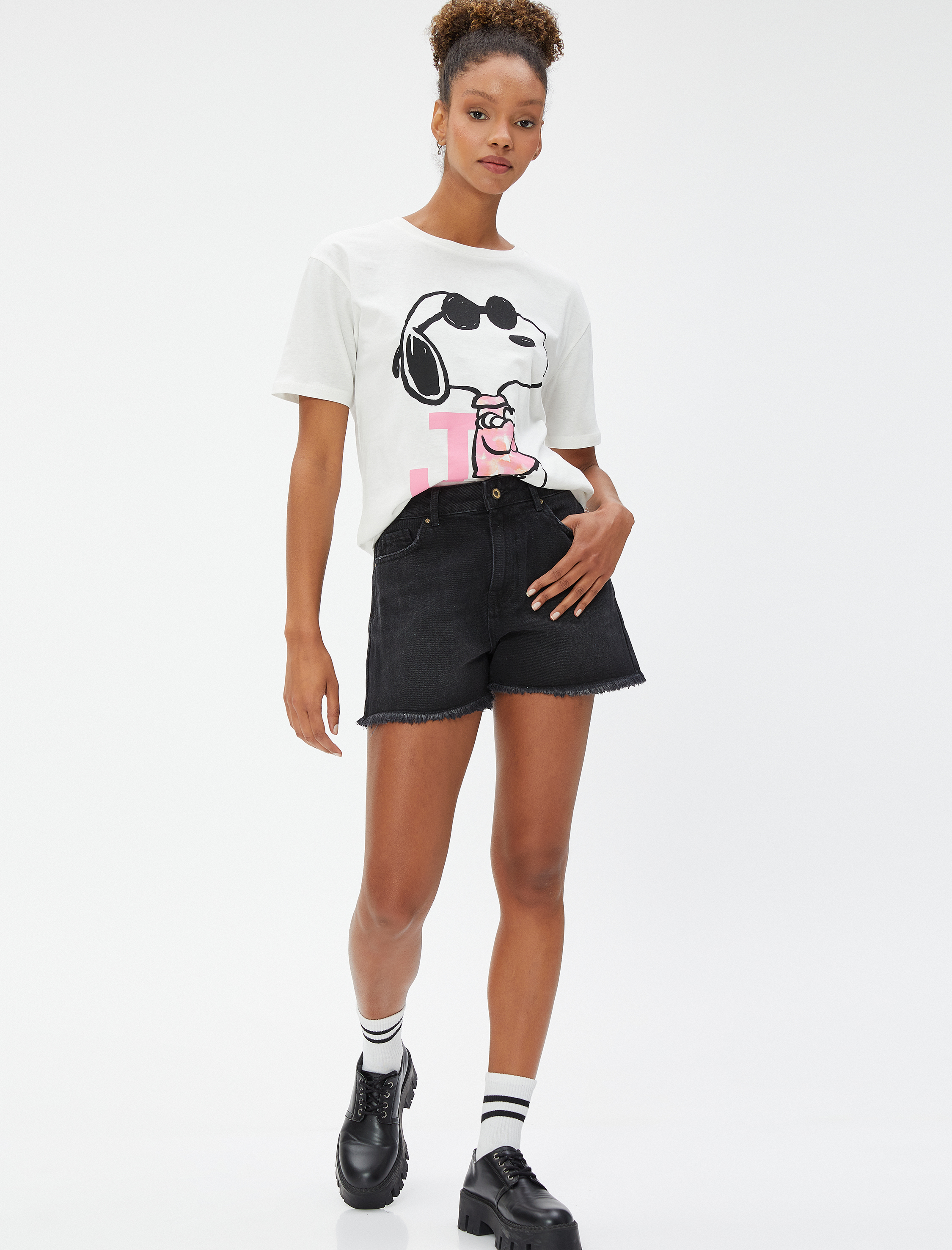   Snoopy Tişört Lisanslı Bisiklet Yaka Kısa Kollu Pamuklu