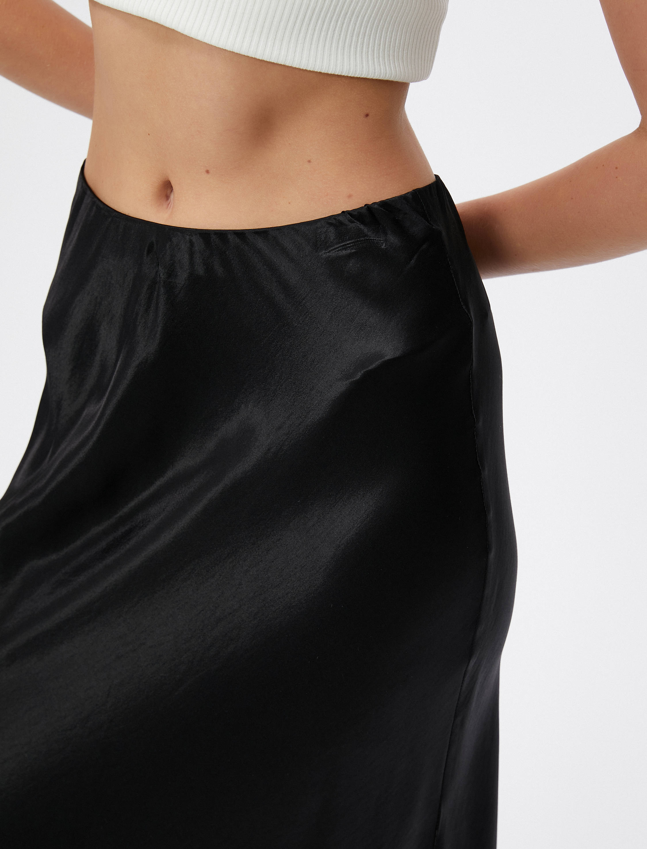   Saten Midi Etek Viskon A Kesim