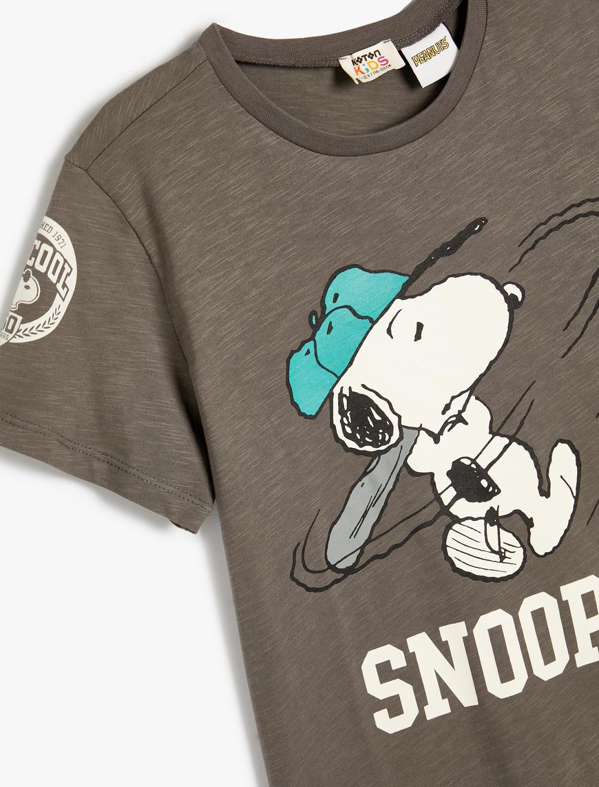 Snoopy t shirt kind 2025