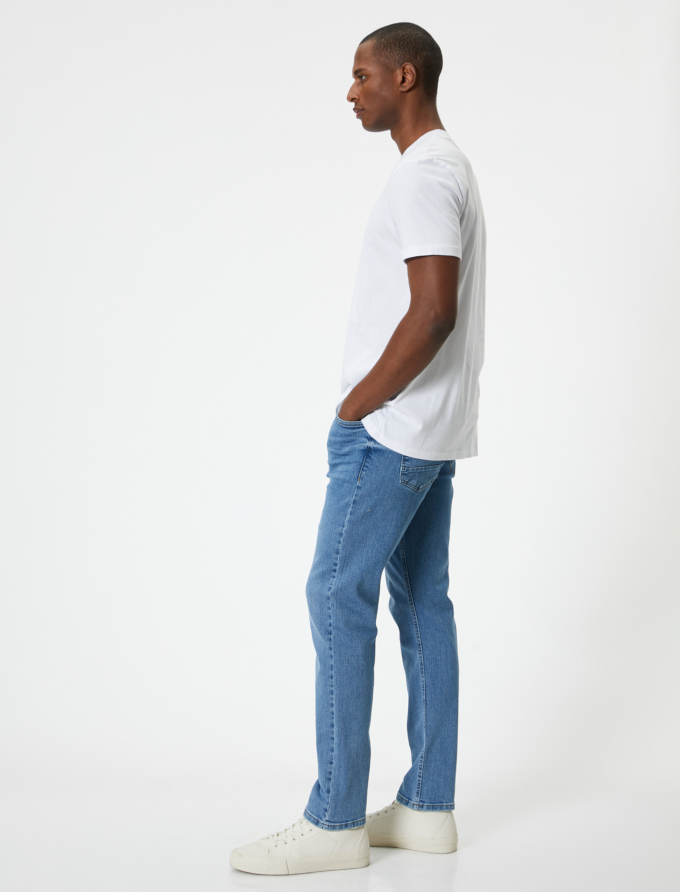   Brad Jeans - Slim Fit Jean