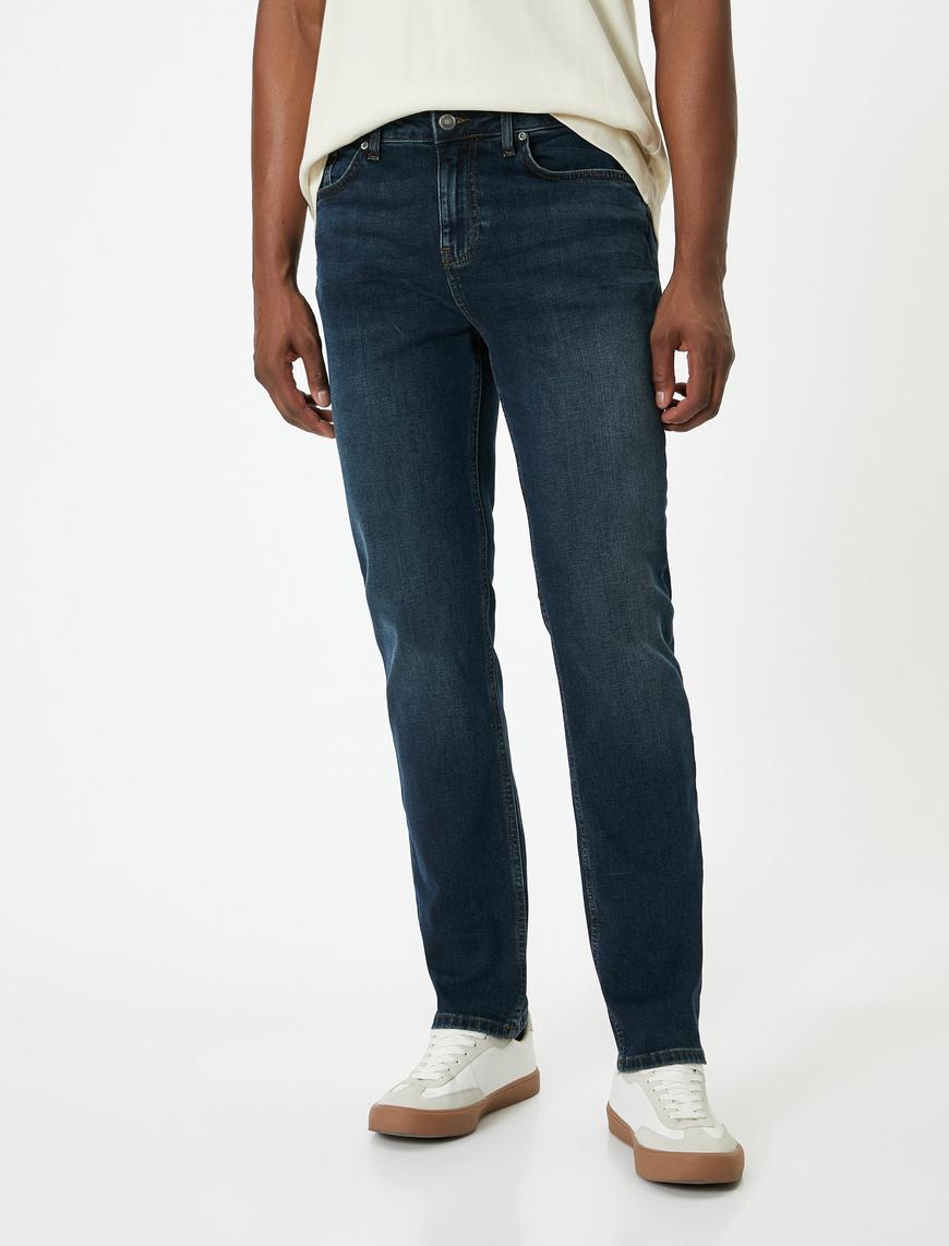   Brad Jeans - Slim Fit Jean