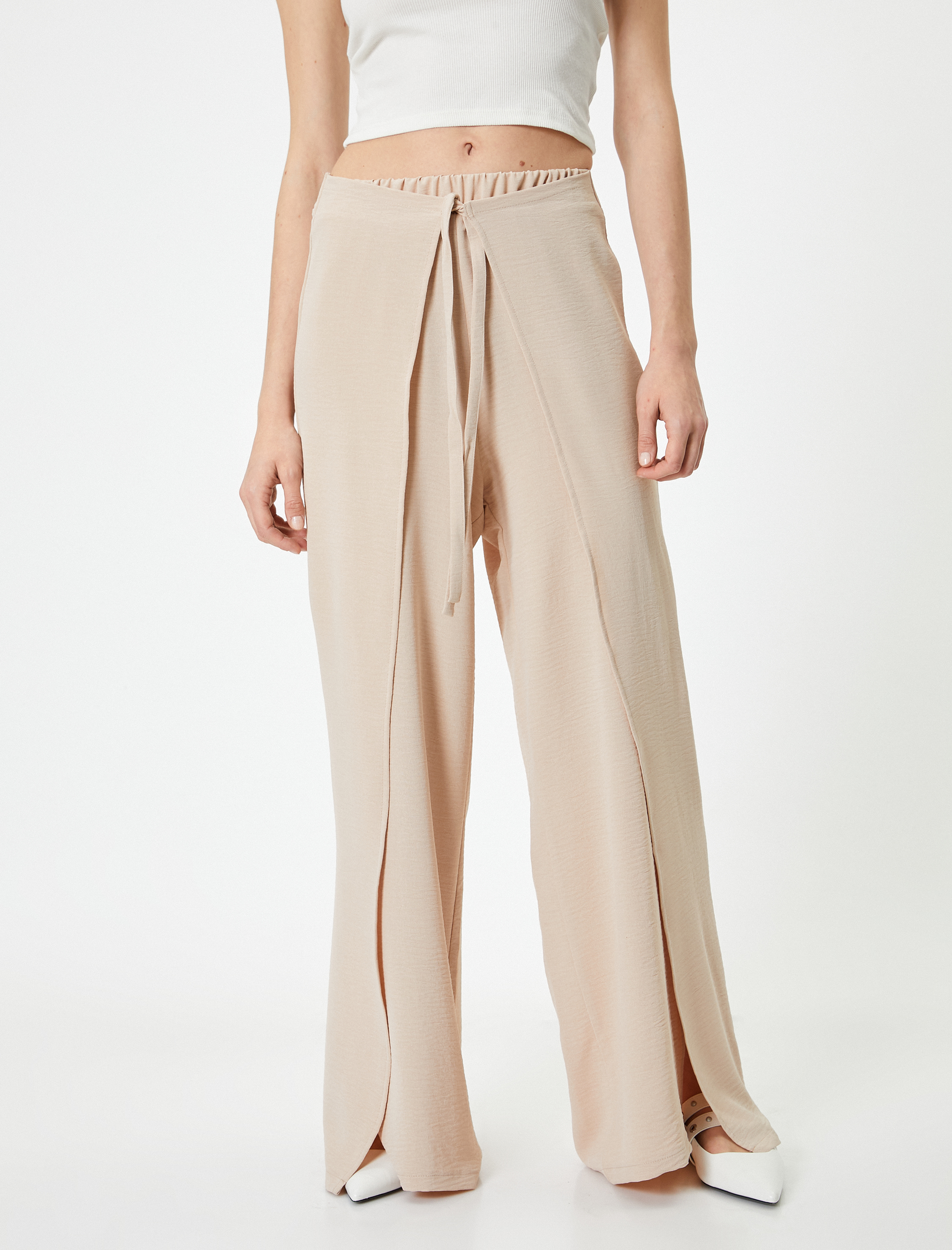   Bol Paça Pantolon Kapaklı Bağlama Detaylı Beli Lastikli