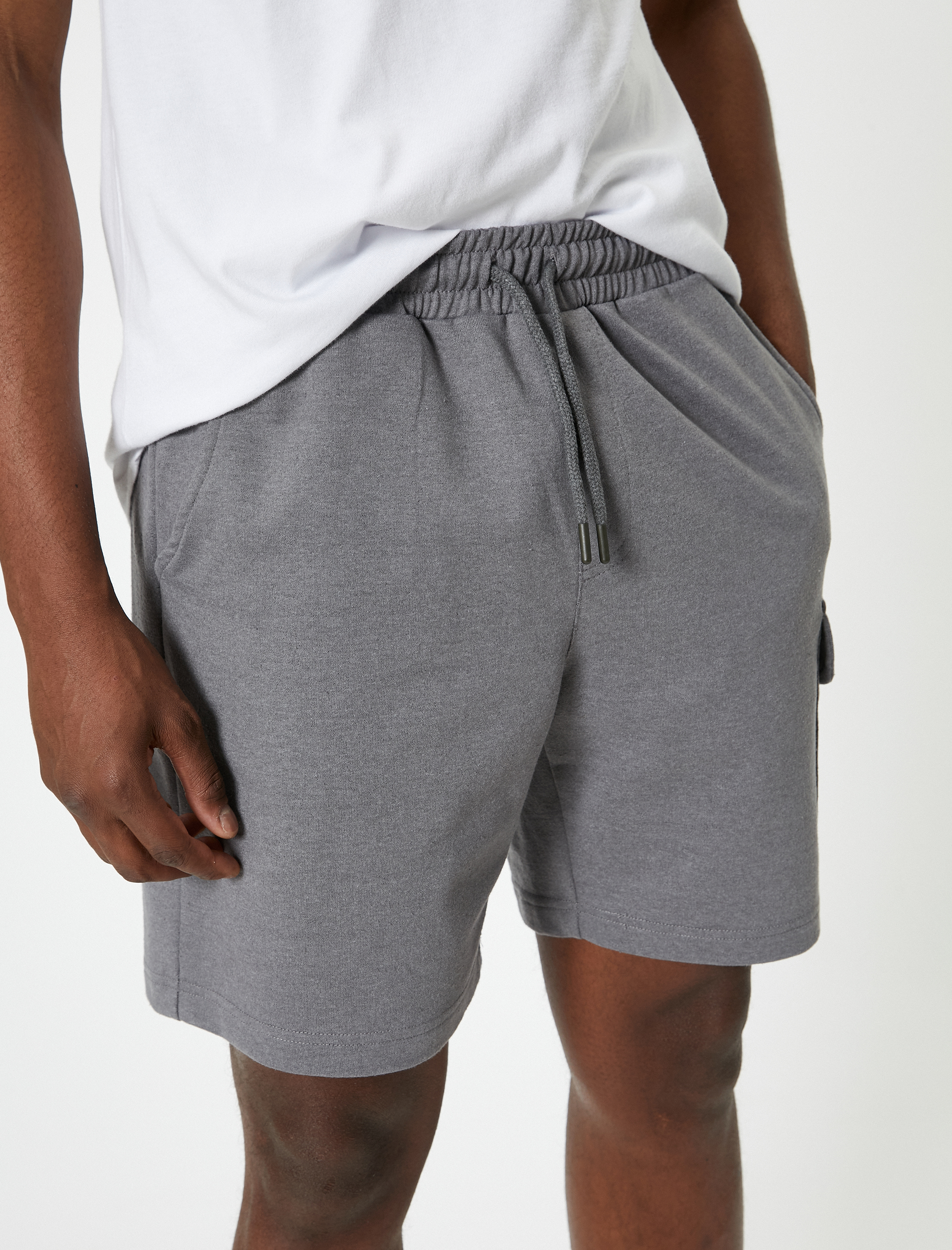   Kargo Şort Cep Detaylı Beli Bağcıklı Üç İplik Kumaş Pamuk Karışımlı