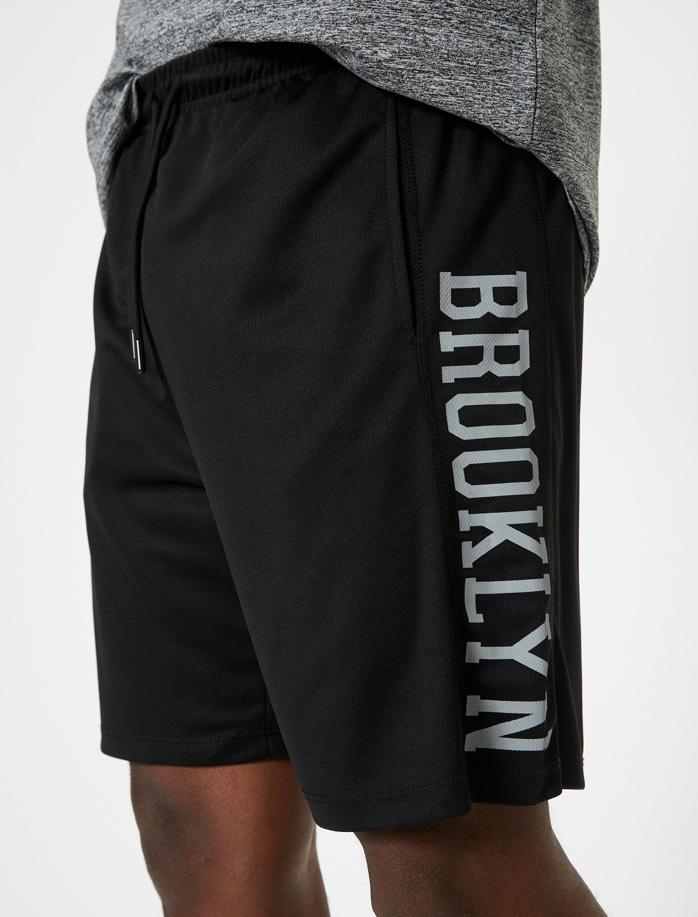   Spor Şort Beli Bağcıklı Slogan Baskılı Cepli