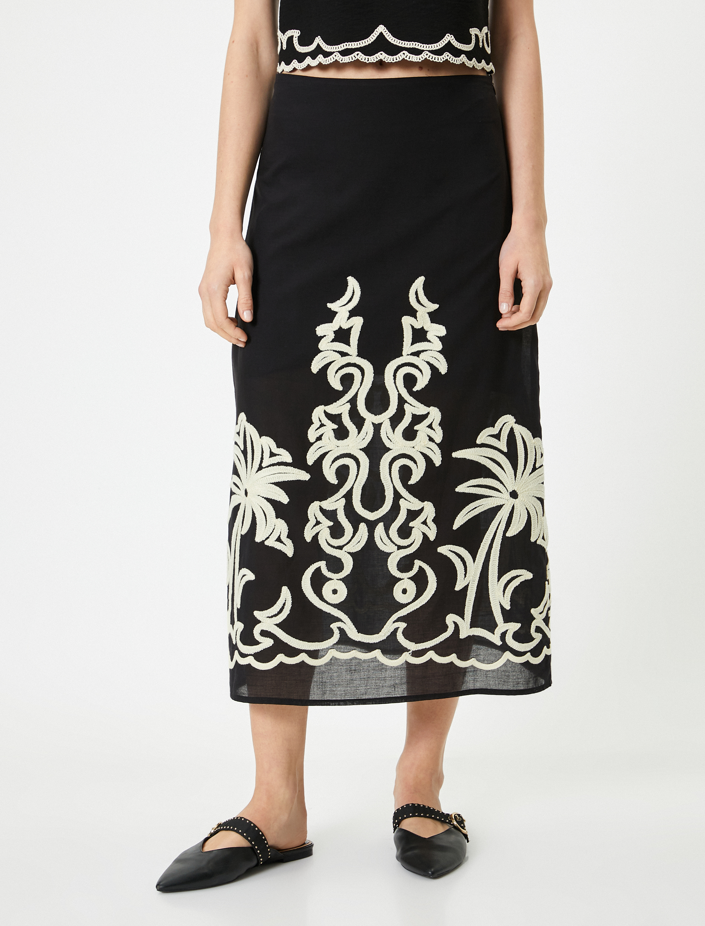   Midi Etek Nakış Detaylı Normal Bel
