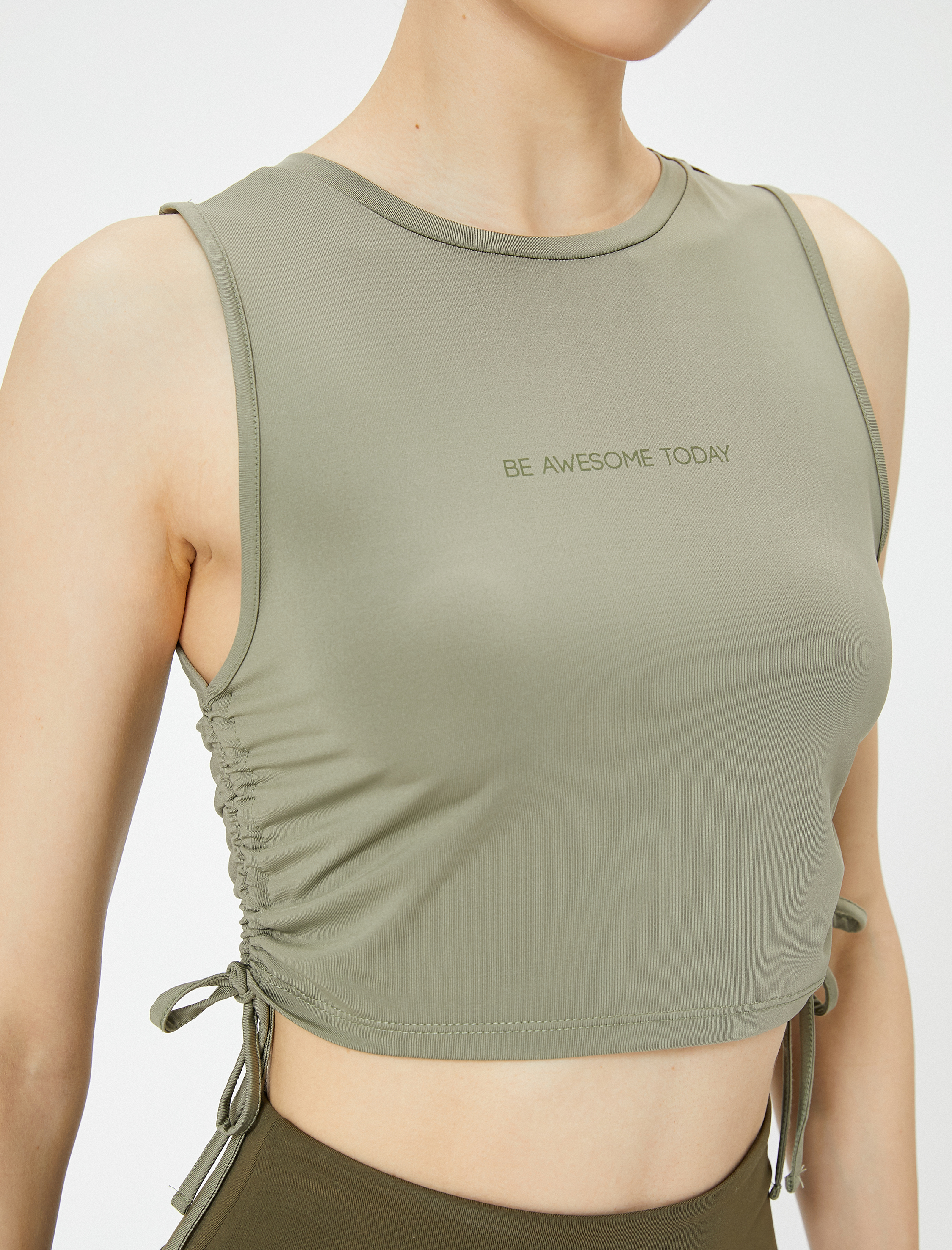   Yanları Bağlamalı Yarım Atlet Bisiklet Yaka Baskı Detaylı Slim Fit