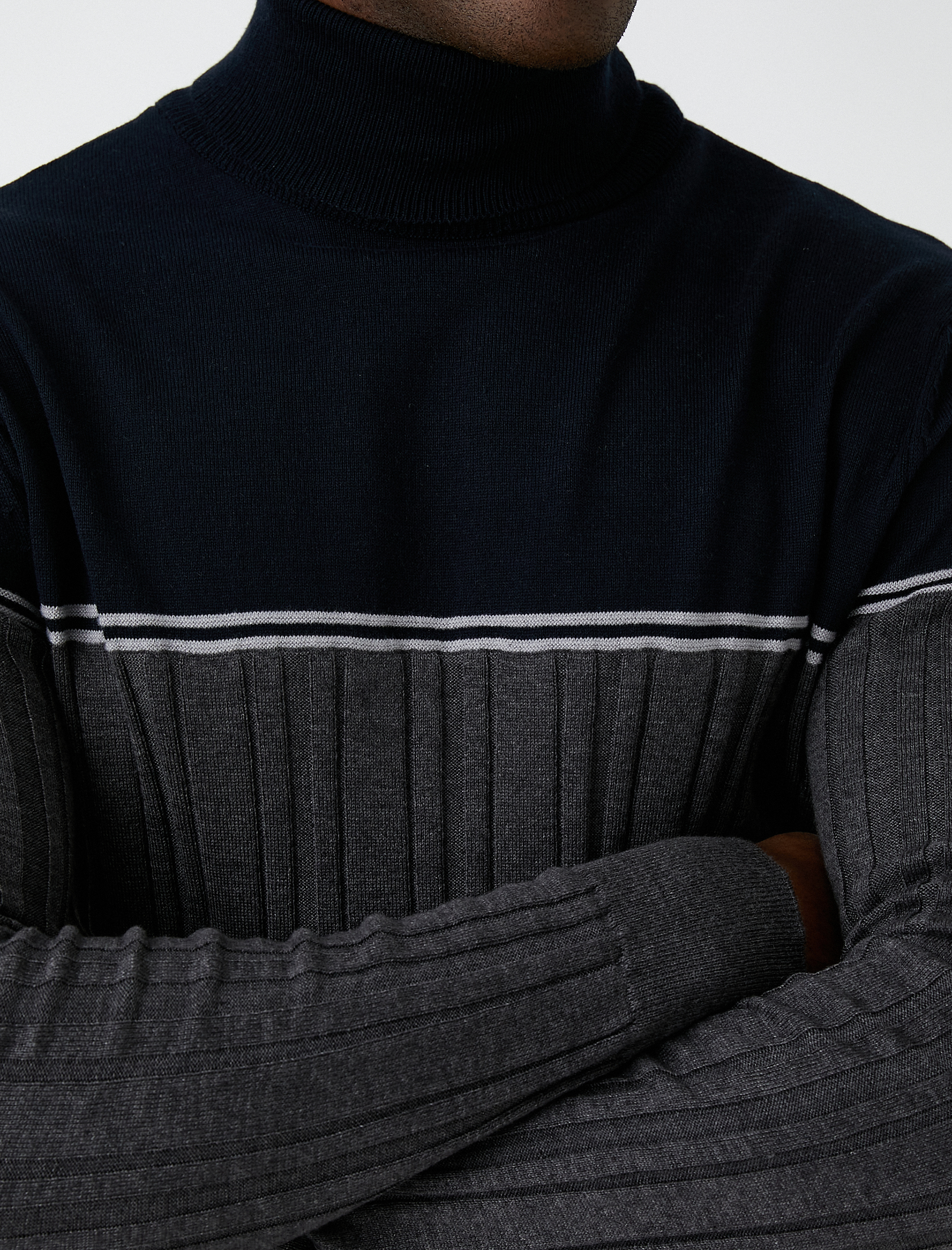   Balıkçı Yaka Triko Kazak Renk Bloklu