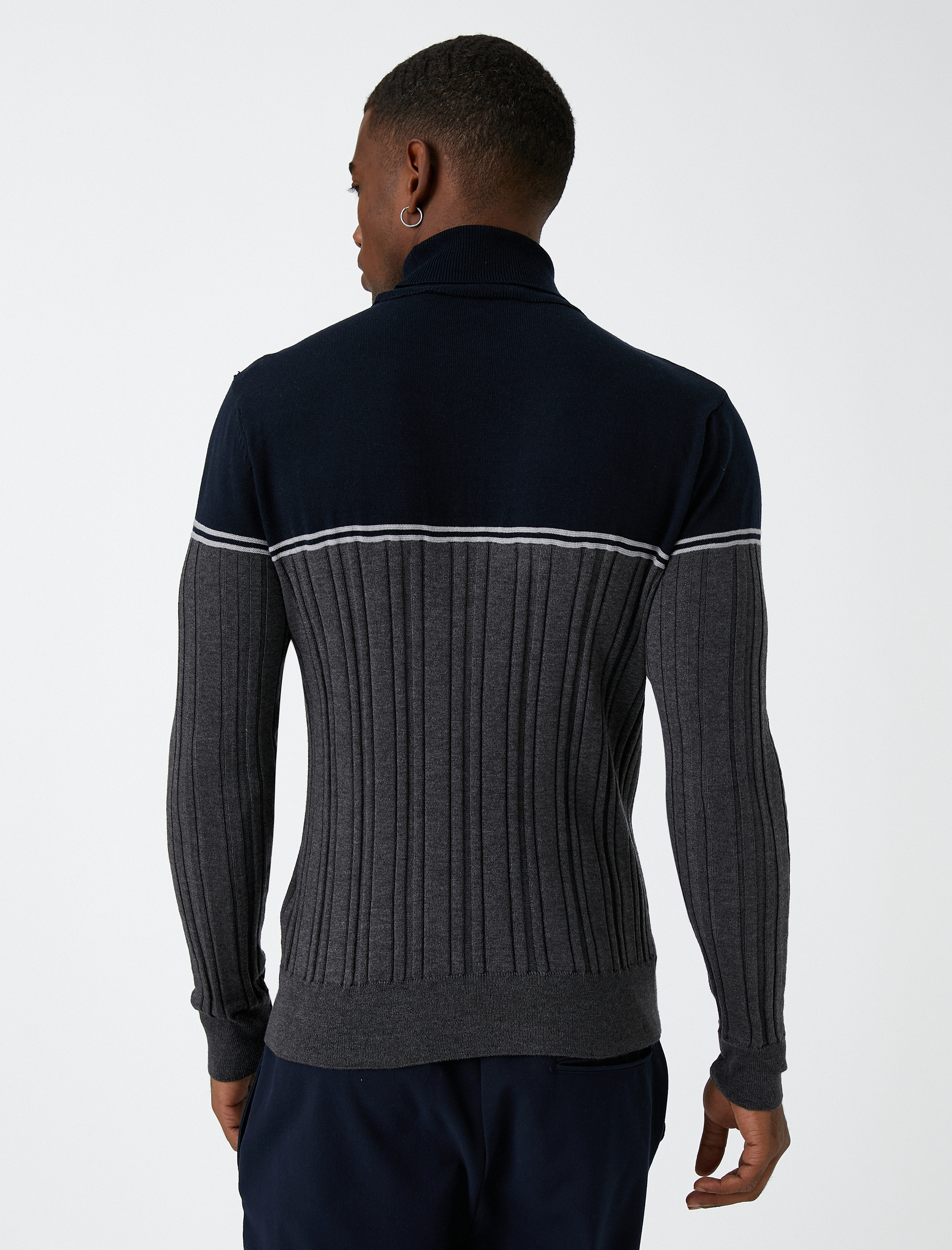   Balıkçı Yaka Triko Kazak Renk Bloklu