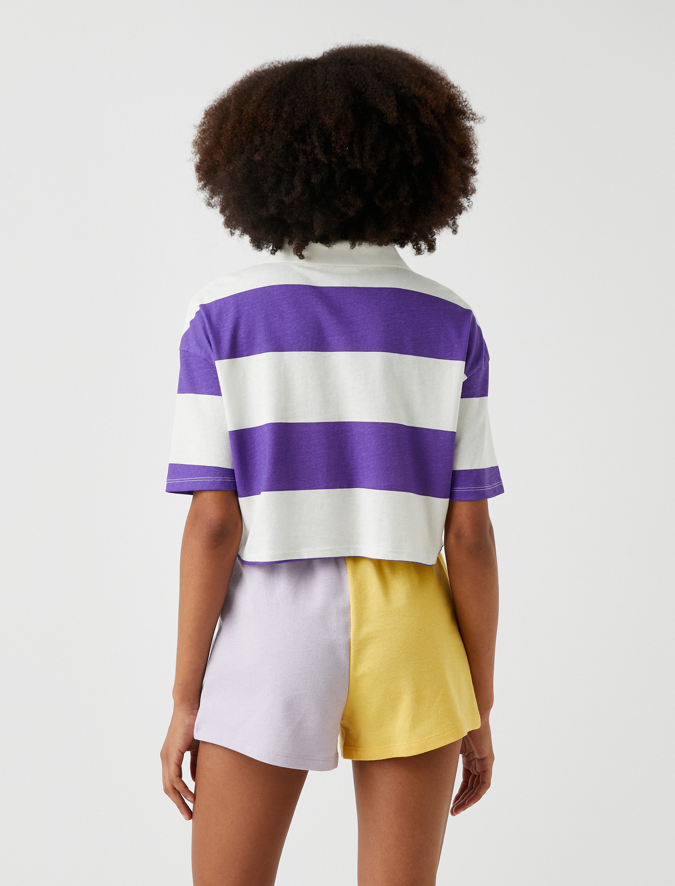   Crop Tişört Polo Yaka İşlemeli