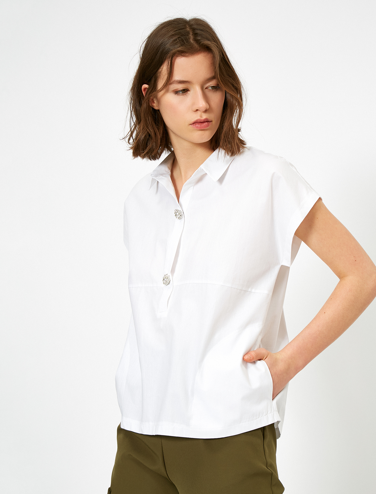   Taş Detaylı Bluz Gömlek Yaka