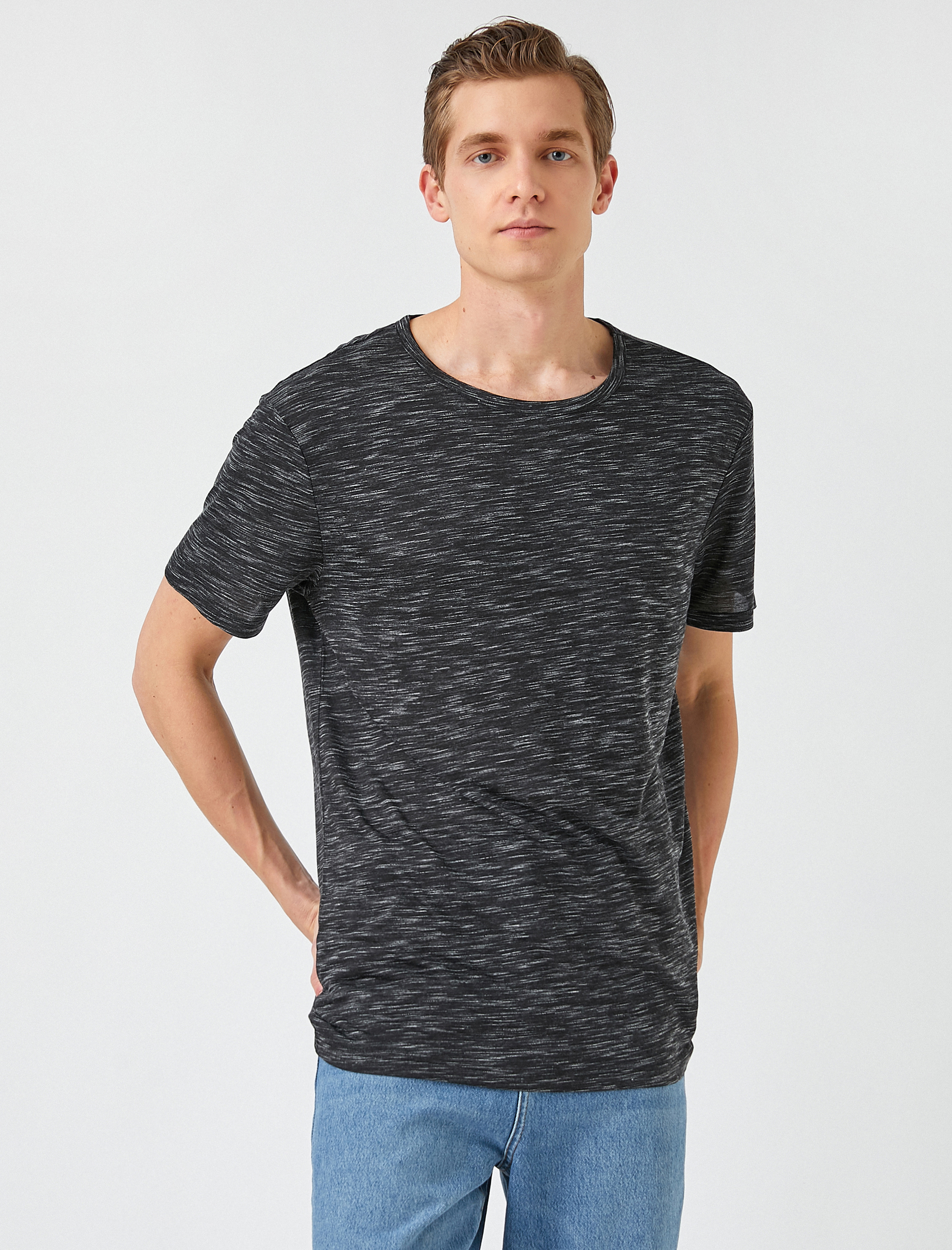   Kırçıllı Basic Tişört