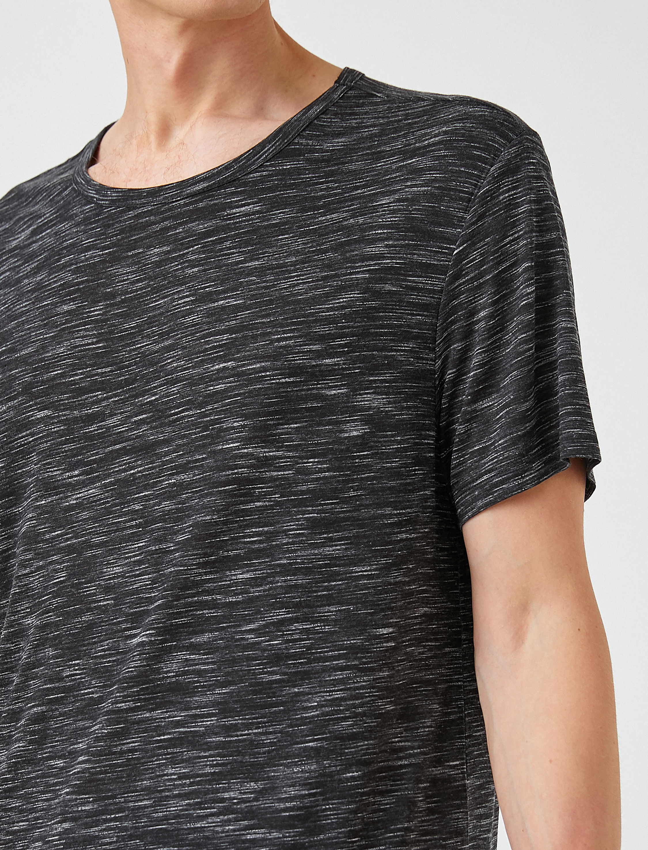   Kırçıllı Basic Tişört