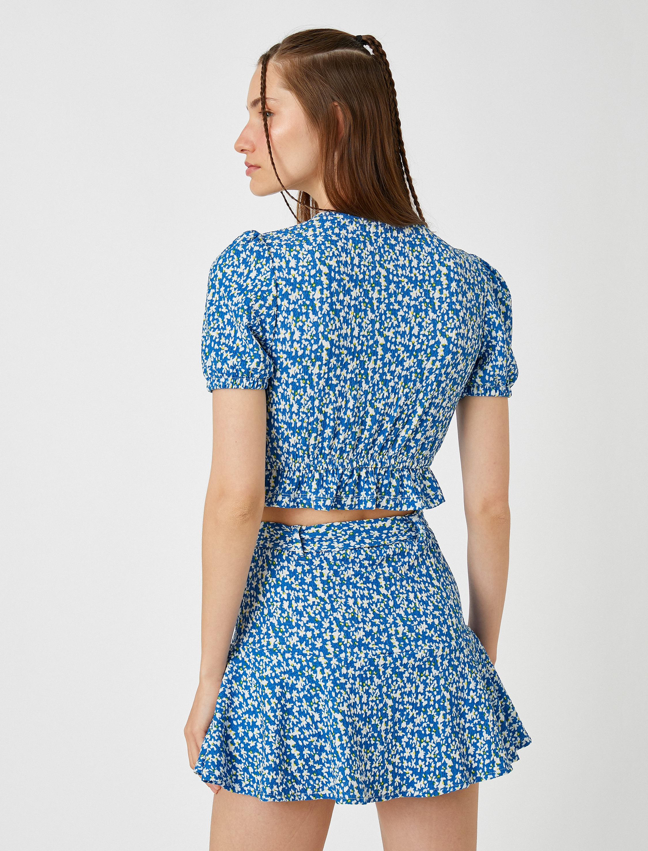   Crop Çiçekli Tişört Kısa Kollu