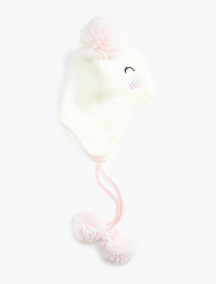 Kız Çocuk Kulak Kapaklı Bere Çene Altından Bağcıklı