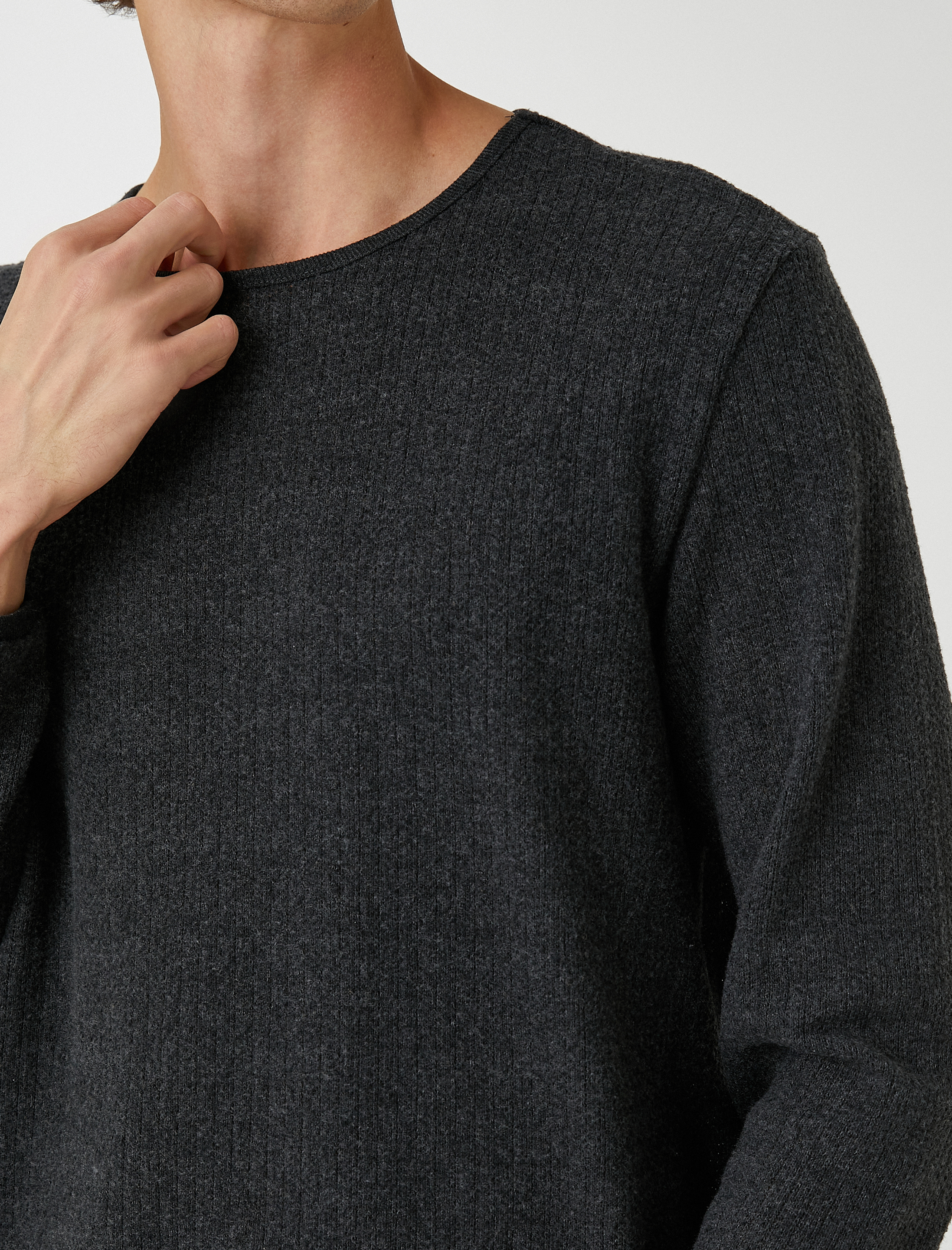   Basic Kazak Bisiklet Yaka