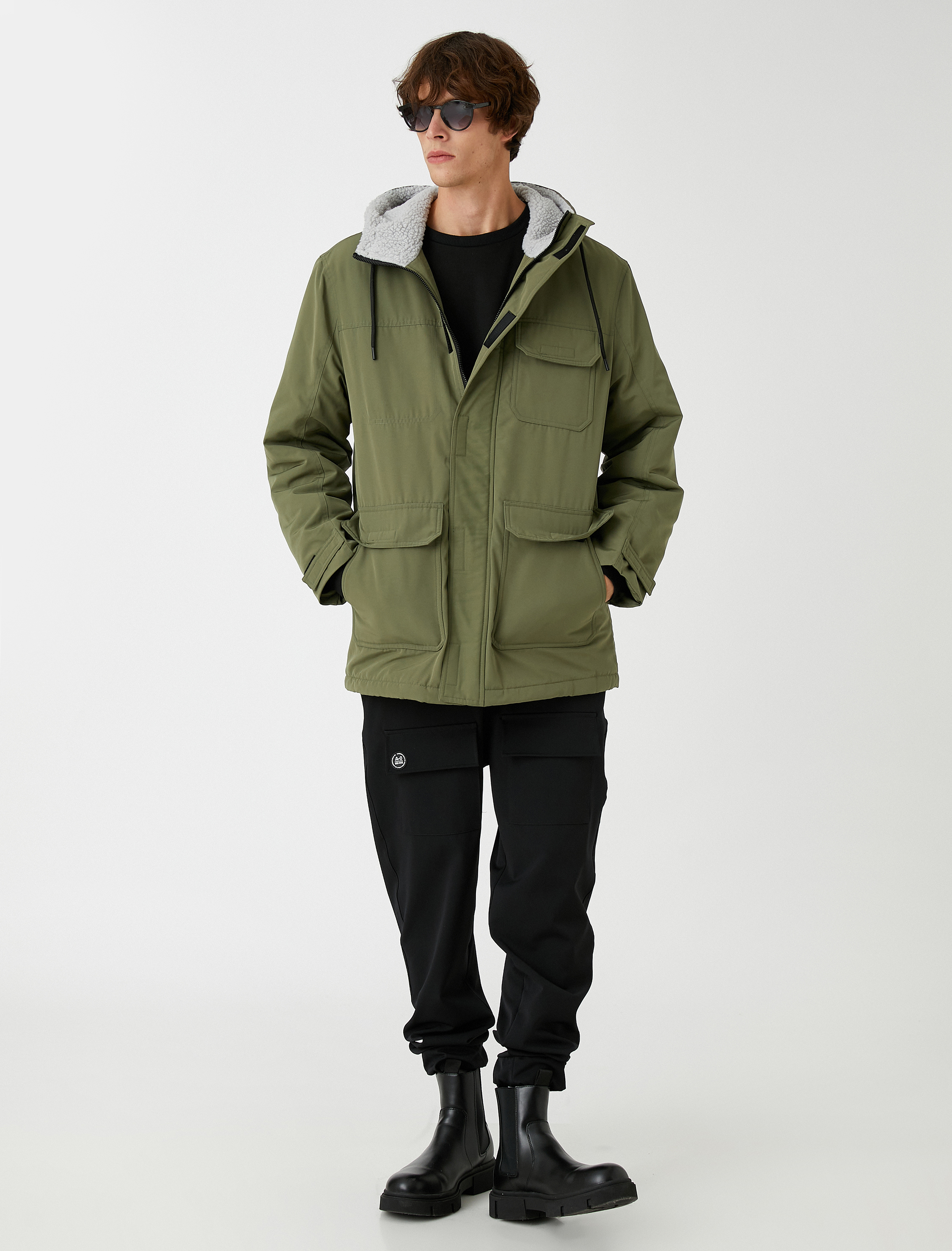 Parka Kapşonlu Cep Detaylı Su Geçirmez