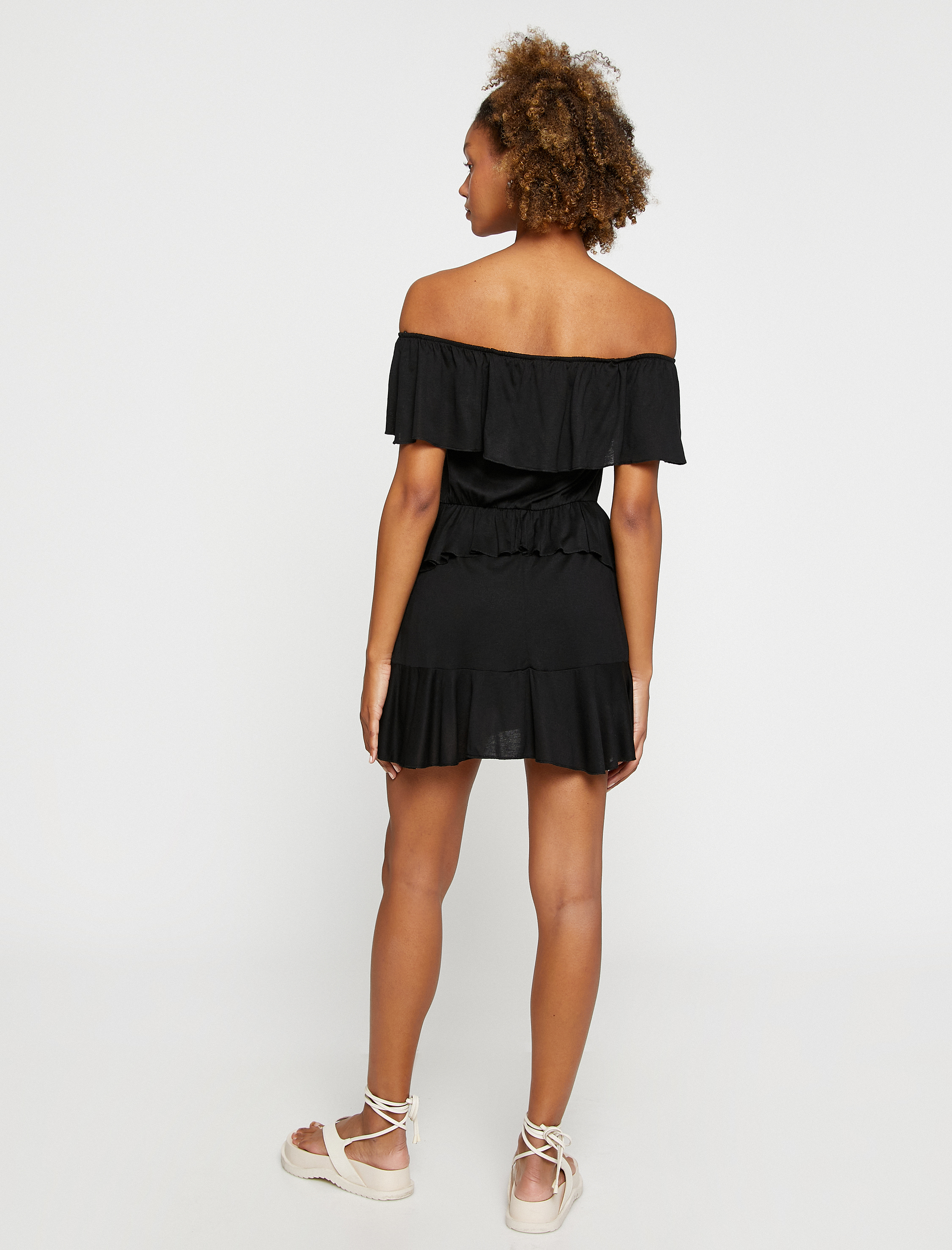   Mini Tulum Omzu Açık Fırfır Detaylı