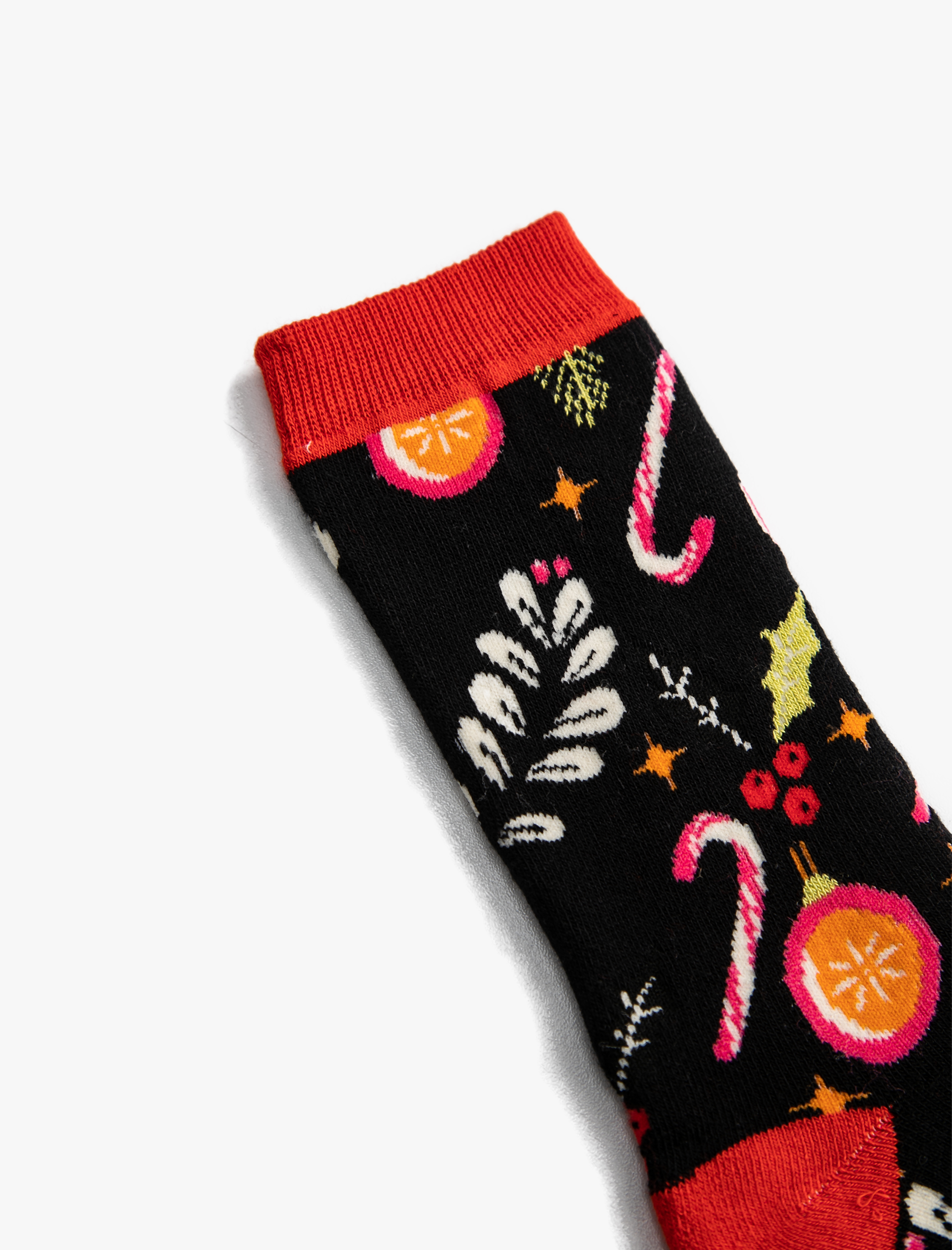  Kadın Yılbaşı Temalı Çorap