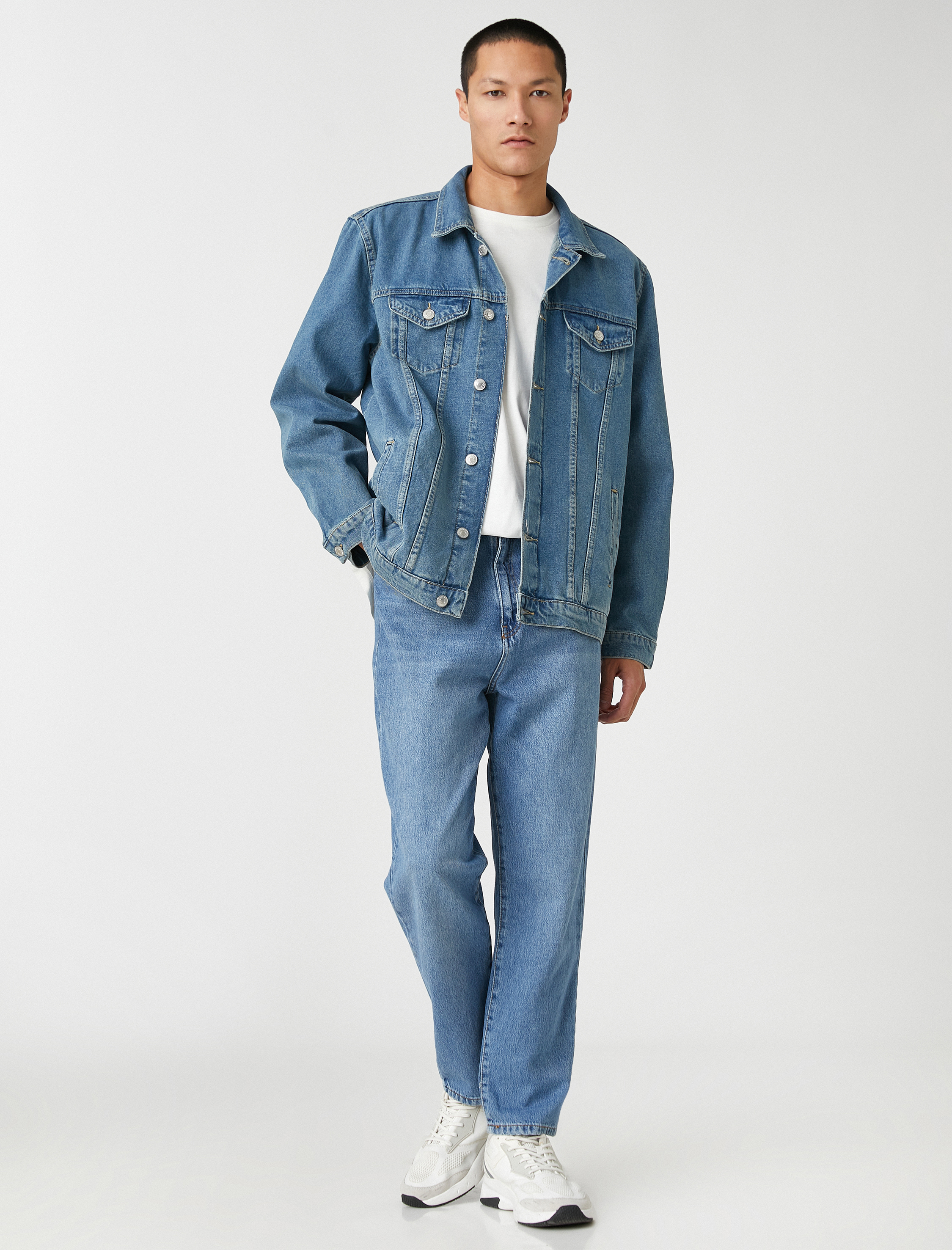   Basic Kot Ceket Düğme Detaylı Cepli Klasik Yaka