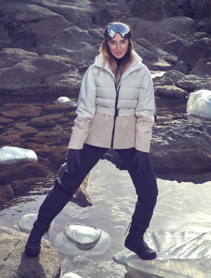  Koton X Şahika Ercümen - İçi Peluş Kısa Kayak Montu