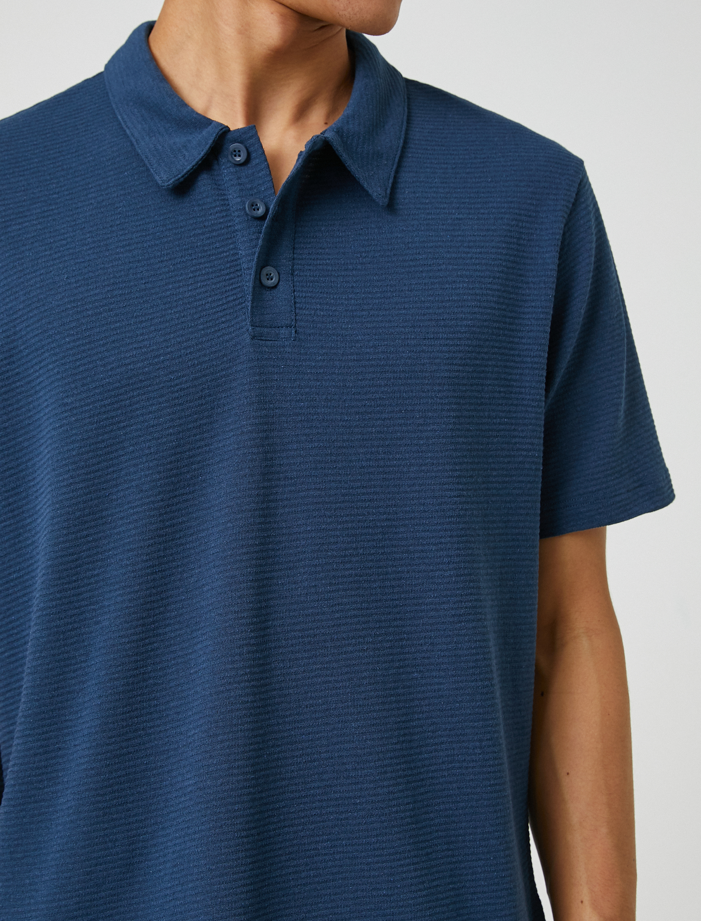   Basic Tişört Polo Yaka Düğmeli Kısa Kollu