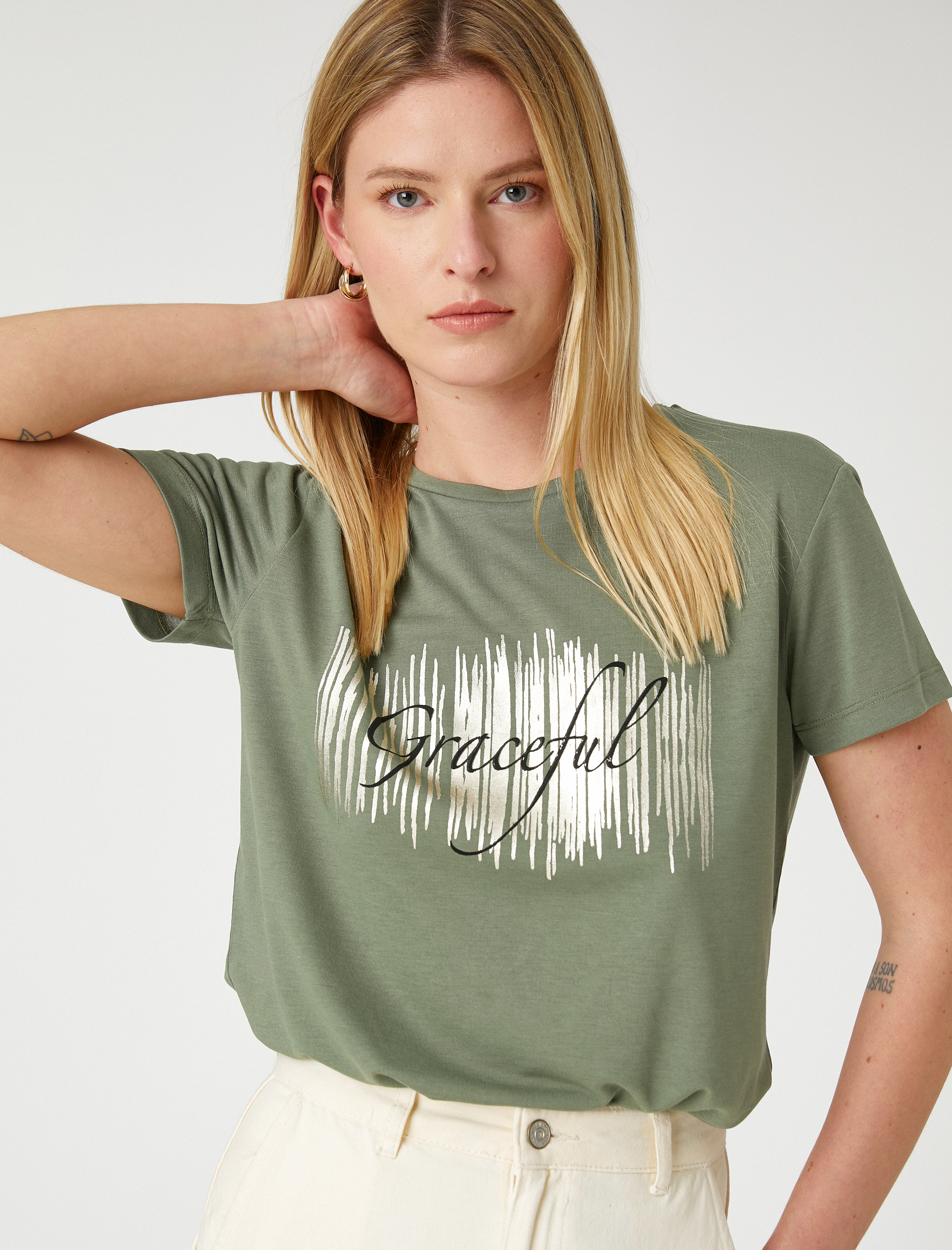   Parlak Baskılı Tişört Kısa Kollu Bisiklet Yaka