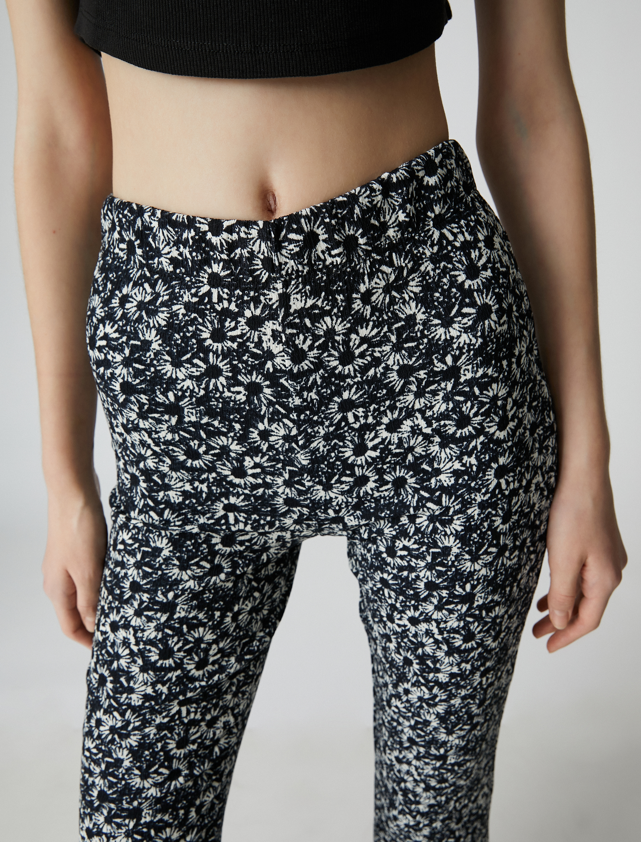   İspanyol Paça Pantolon Çiçekli Yüksek Bel Dar Kesim Bürümcük