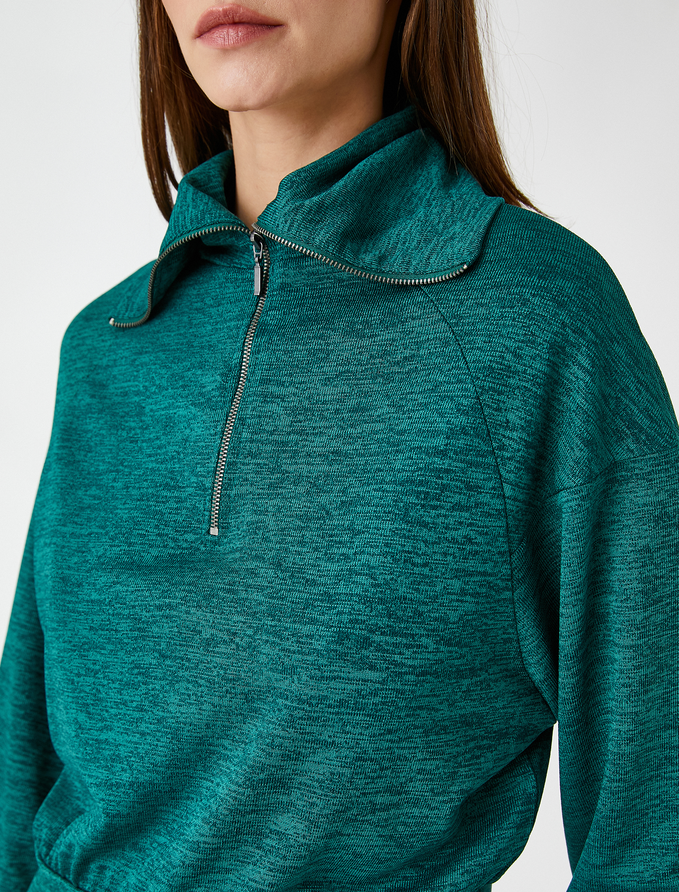   Yarım Fermuarlı Sweatshirt Dik Yaka