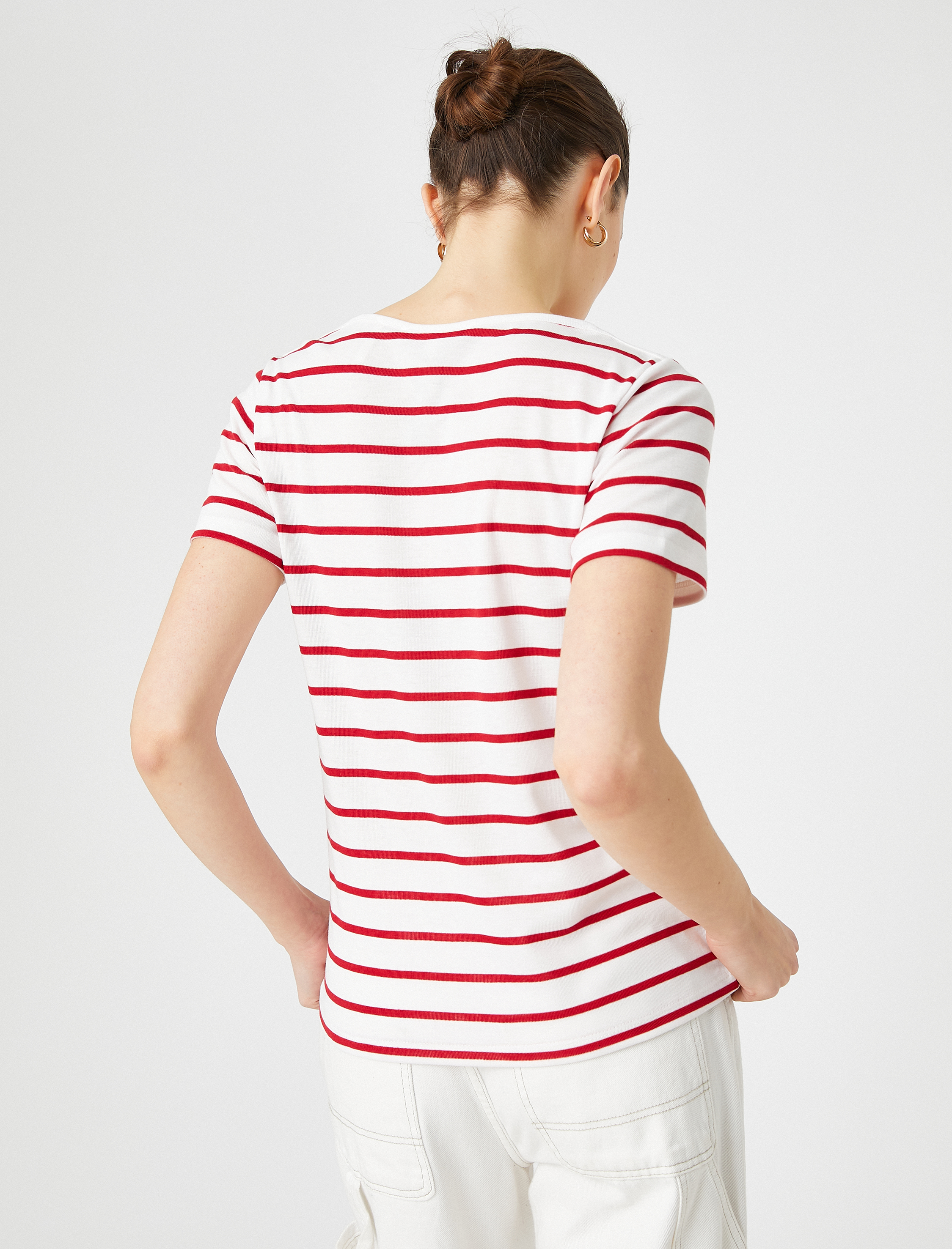   Kayık Yaka Tişört Kısa Kollu