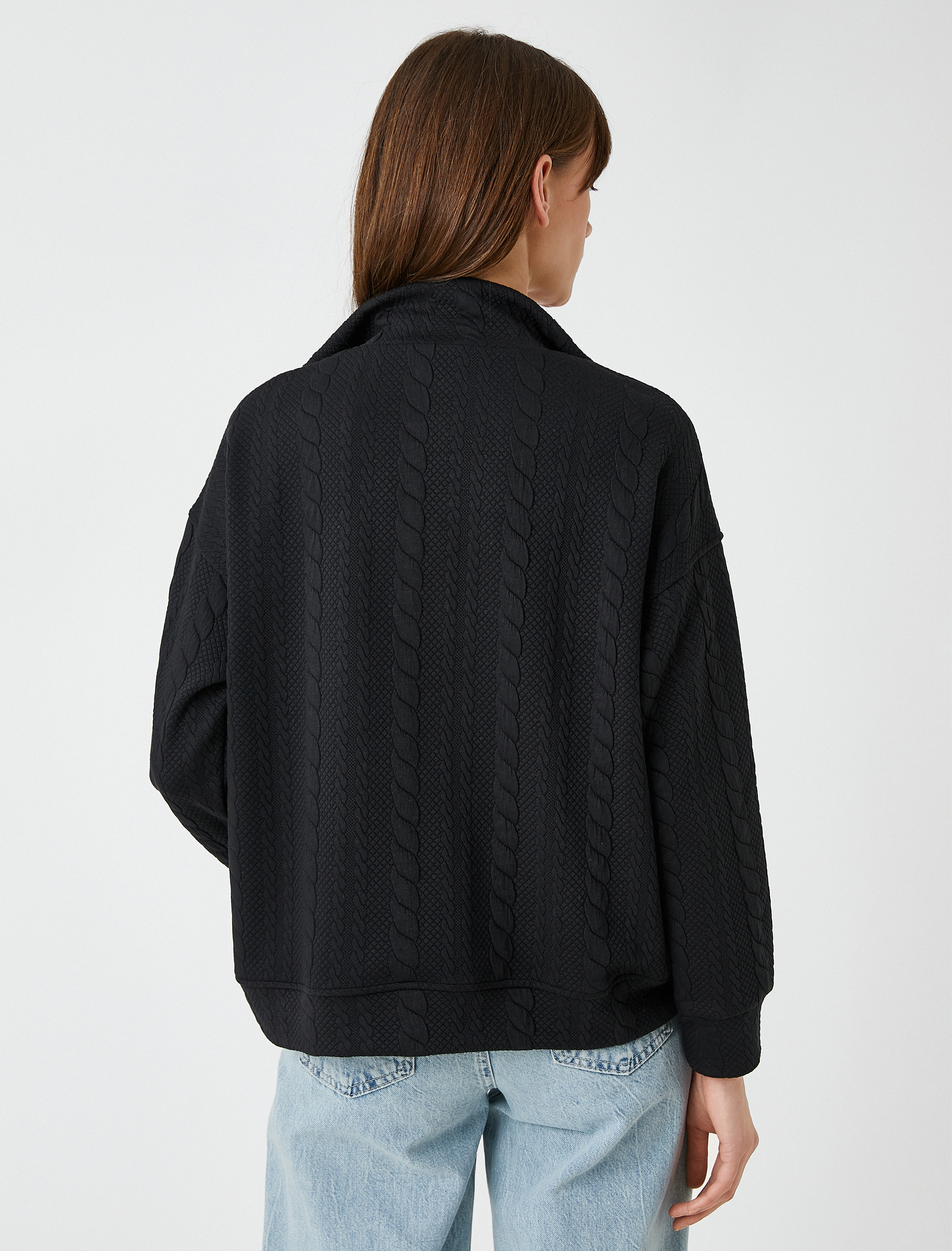   Dik Yaka Yarım Fermuarlı Sweatshirt Örgü Desenli