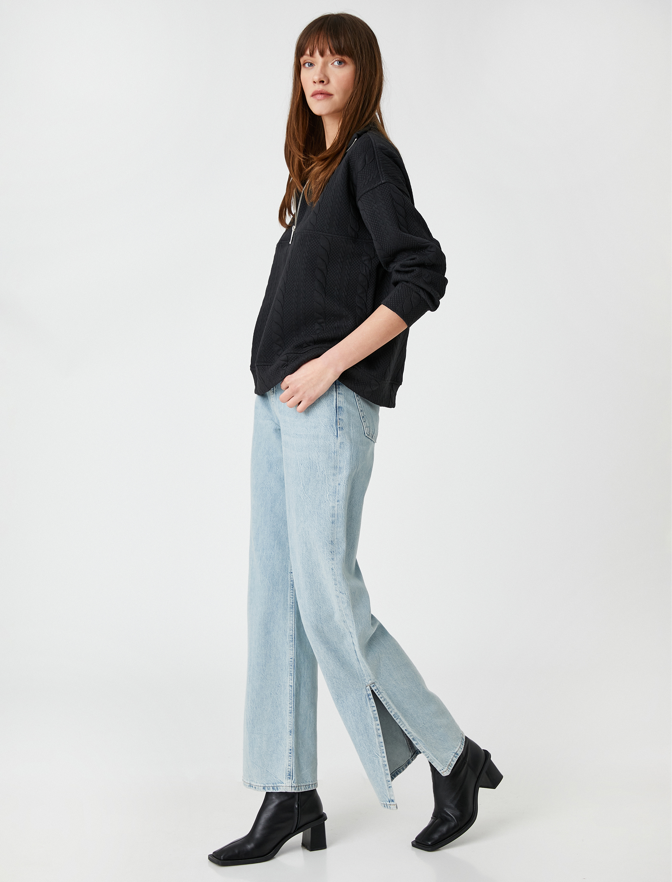   Dik Yaka Yarım Fermuarlı Sweatshirt Örgü Desenli