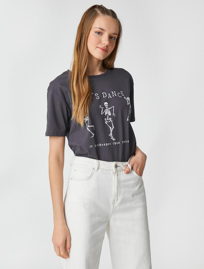  Slogan Baskılı Tişört Bisiklet Yaka Kısa Kollu