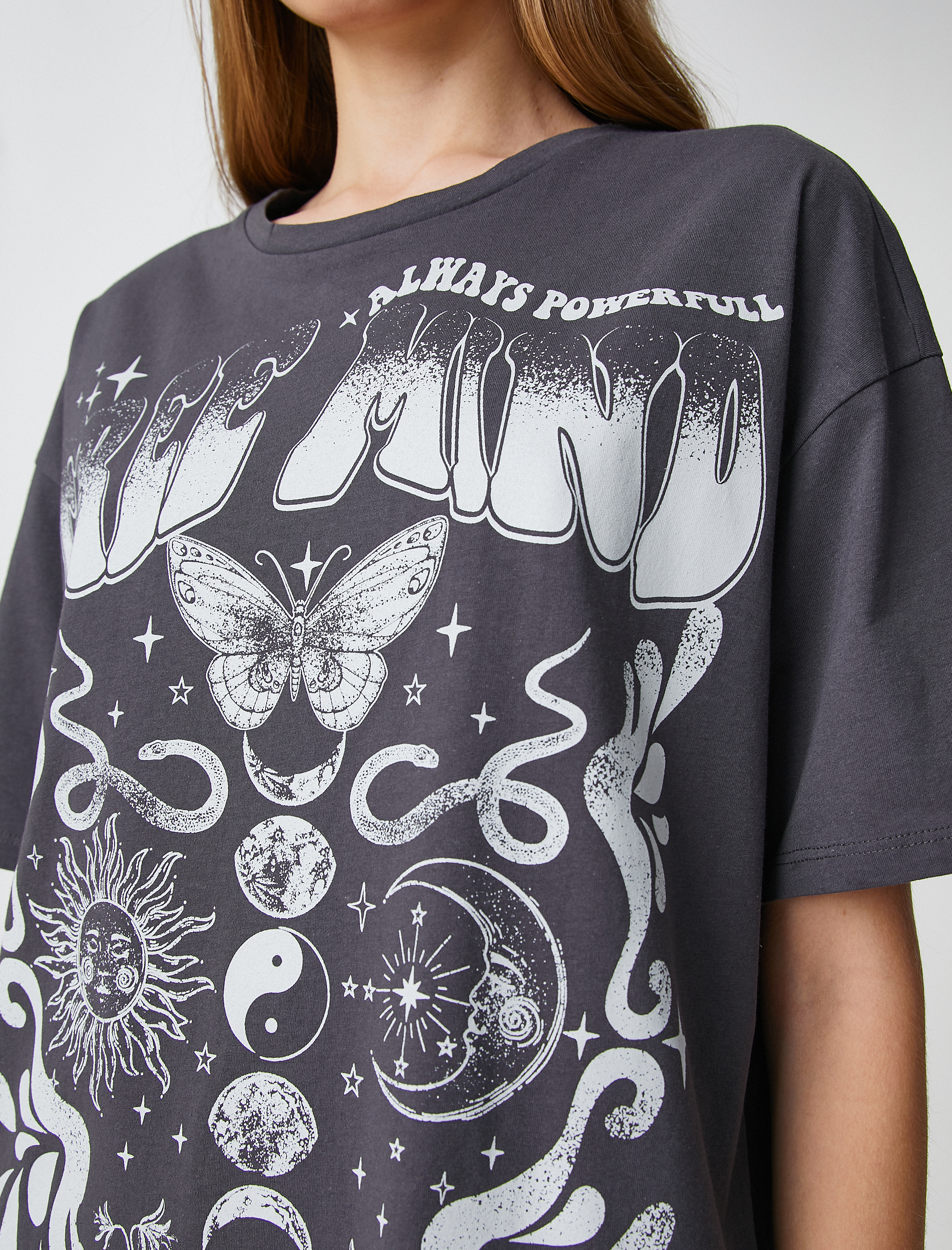   Baskılı Oversize Tişört Bisiklet Yaka Kısa Kollu