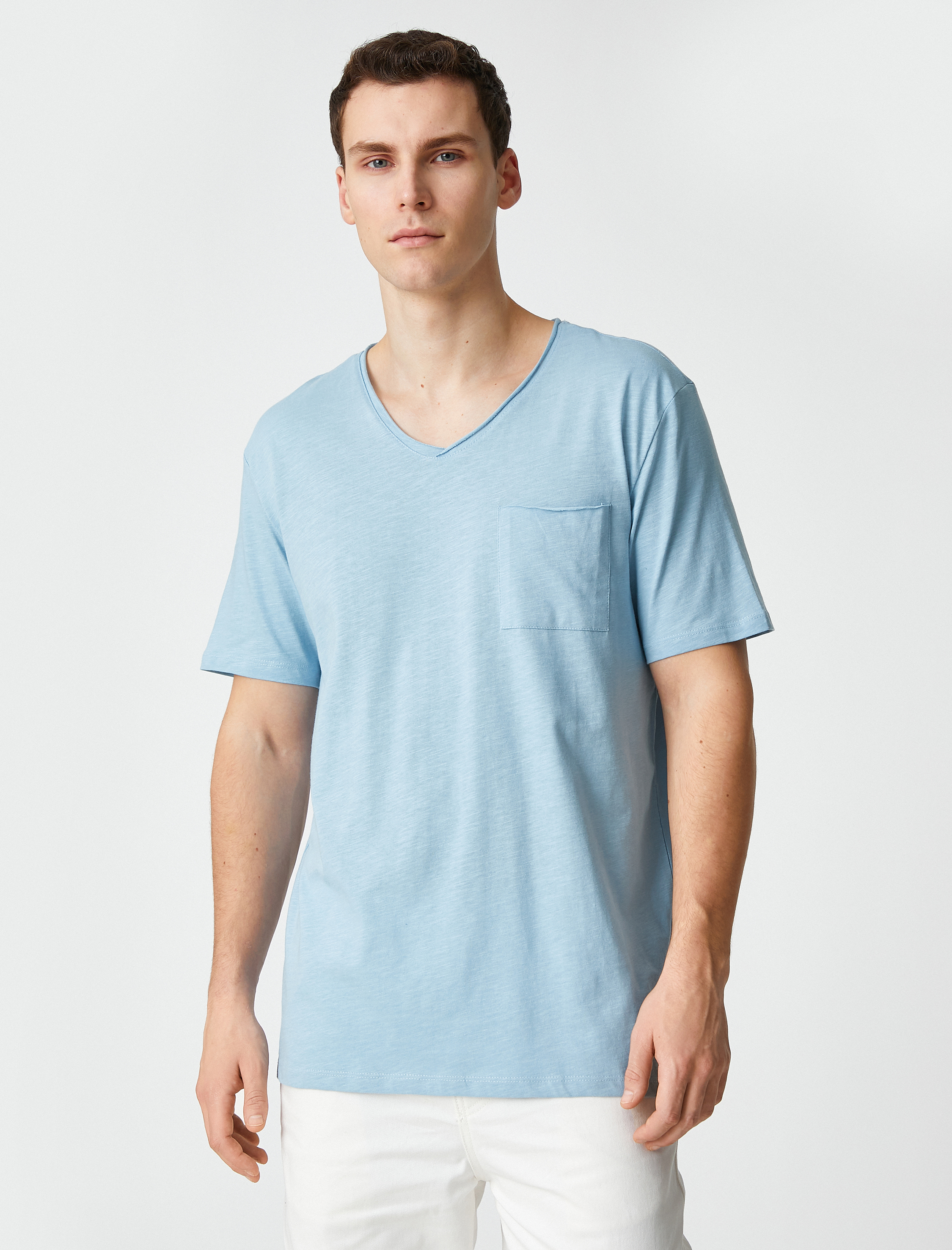   Basic Tişört V Yaka Cep Detaylı Kısa Kollu