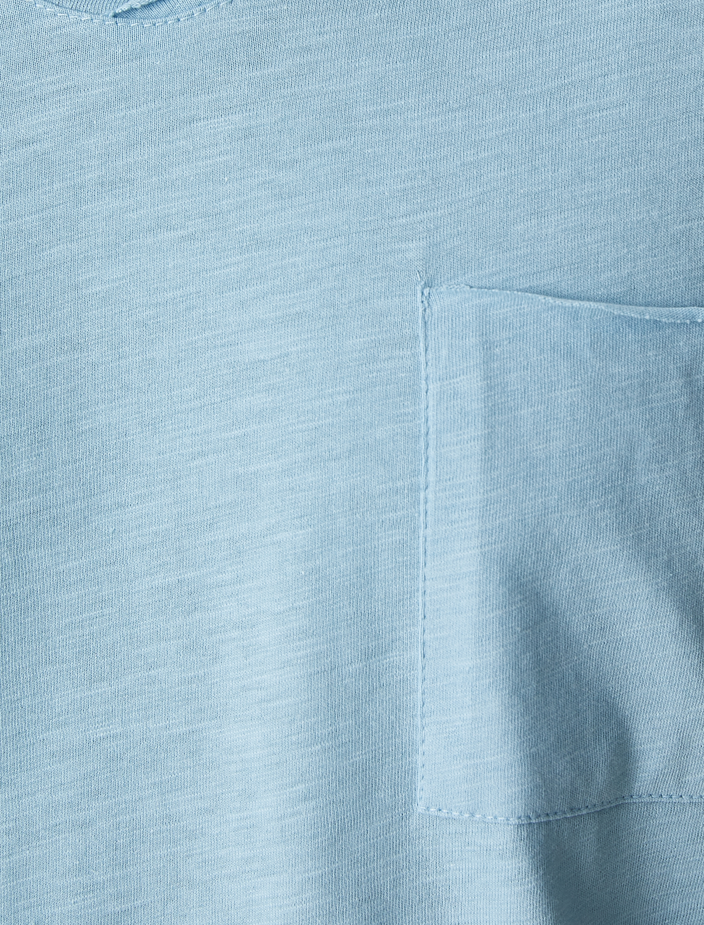   Basic Tişört V Yaka Cep Detaylı Kısa Kollu