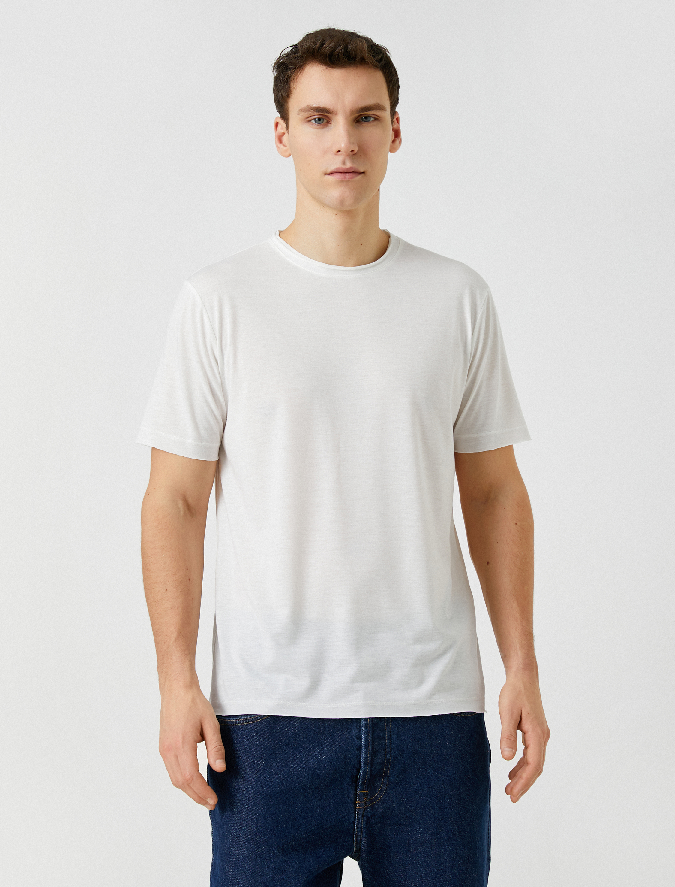   Basic Tişört Bisiklet Yaka Kısa Kollu