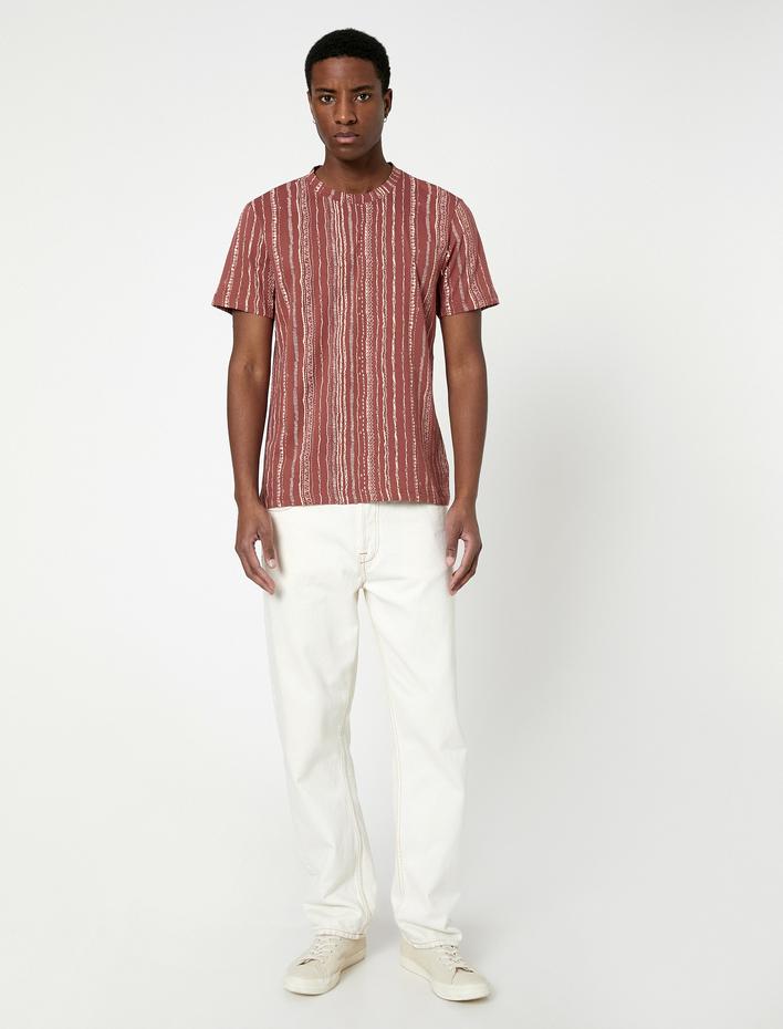  Etnik Baskılı Tişört Bisiklet Yaka Dar Kesim Pamuklu