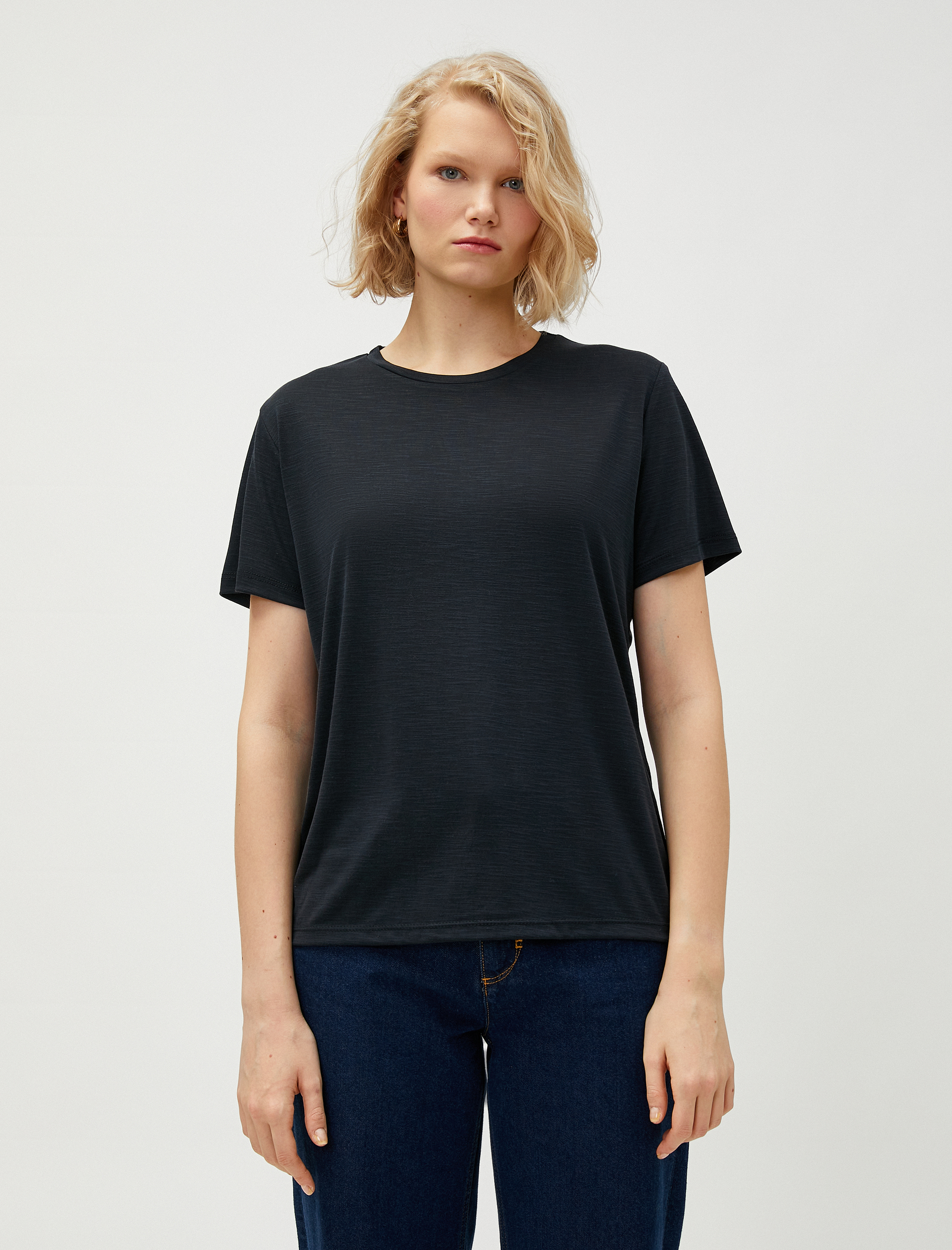 Basic Modal Tişört Kısa Kollu