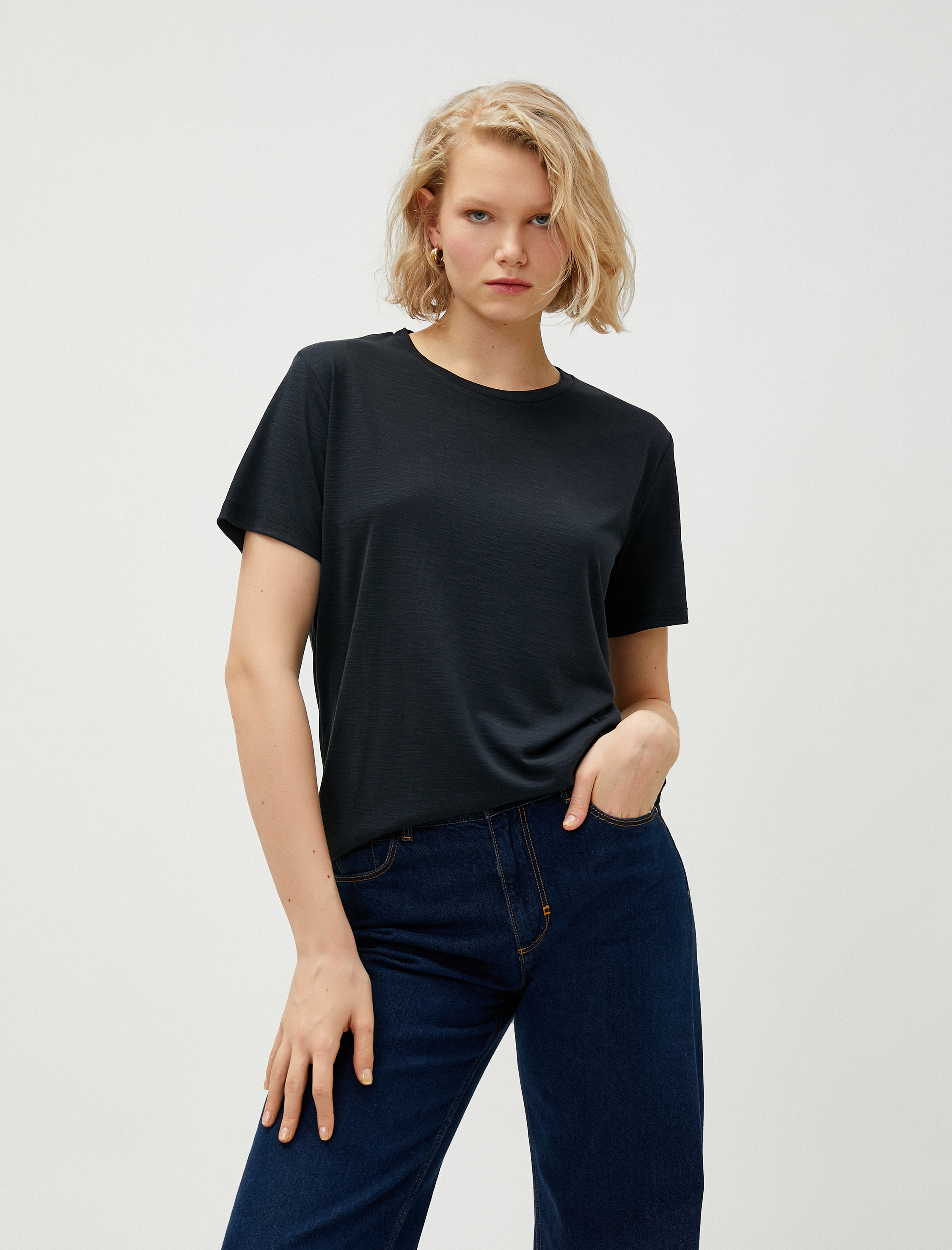 Basic Modal Tişört Kısa Kollu