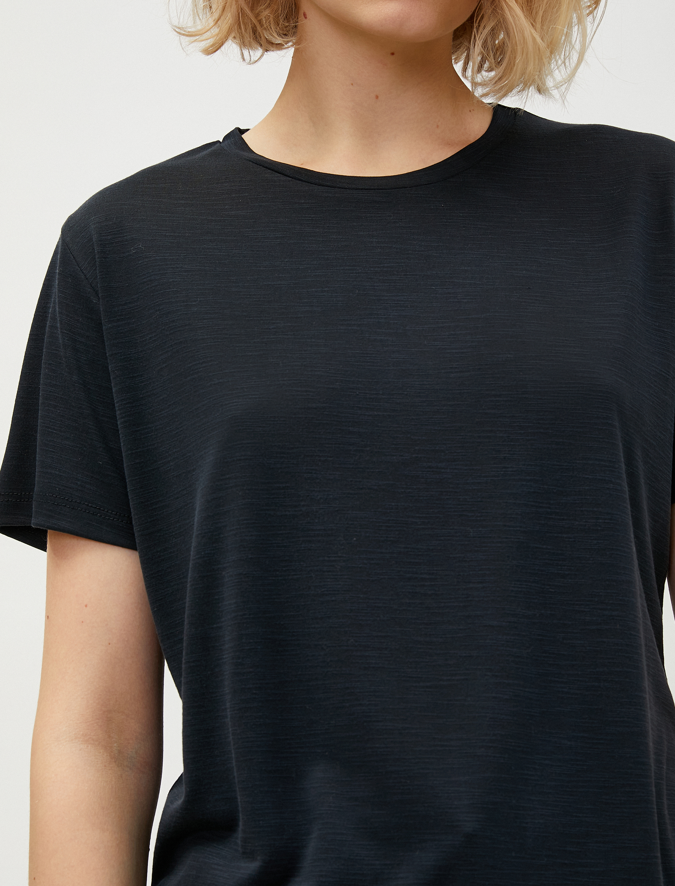 Basic Modal Tişört Kısa Kollu