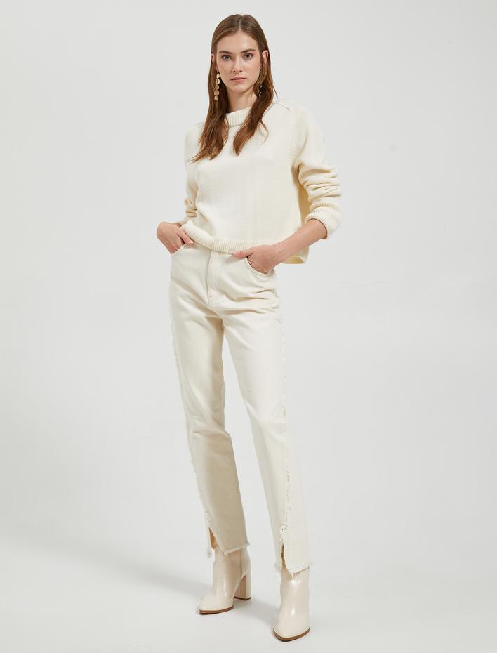  Crop Triko Kazak Dik Yaka Uzun Kollu Kaşmir Dokulu