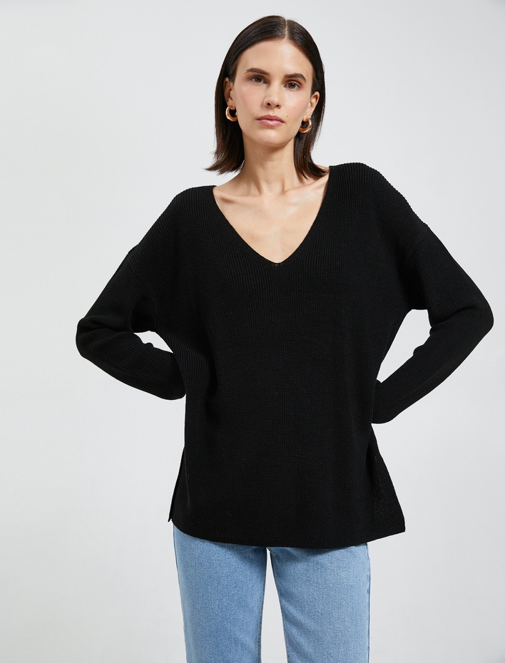  V Yaka Süveter Oversize Uzun Kollu Kaşmir Dokulu