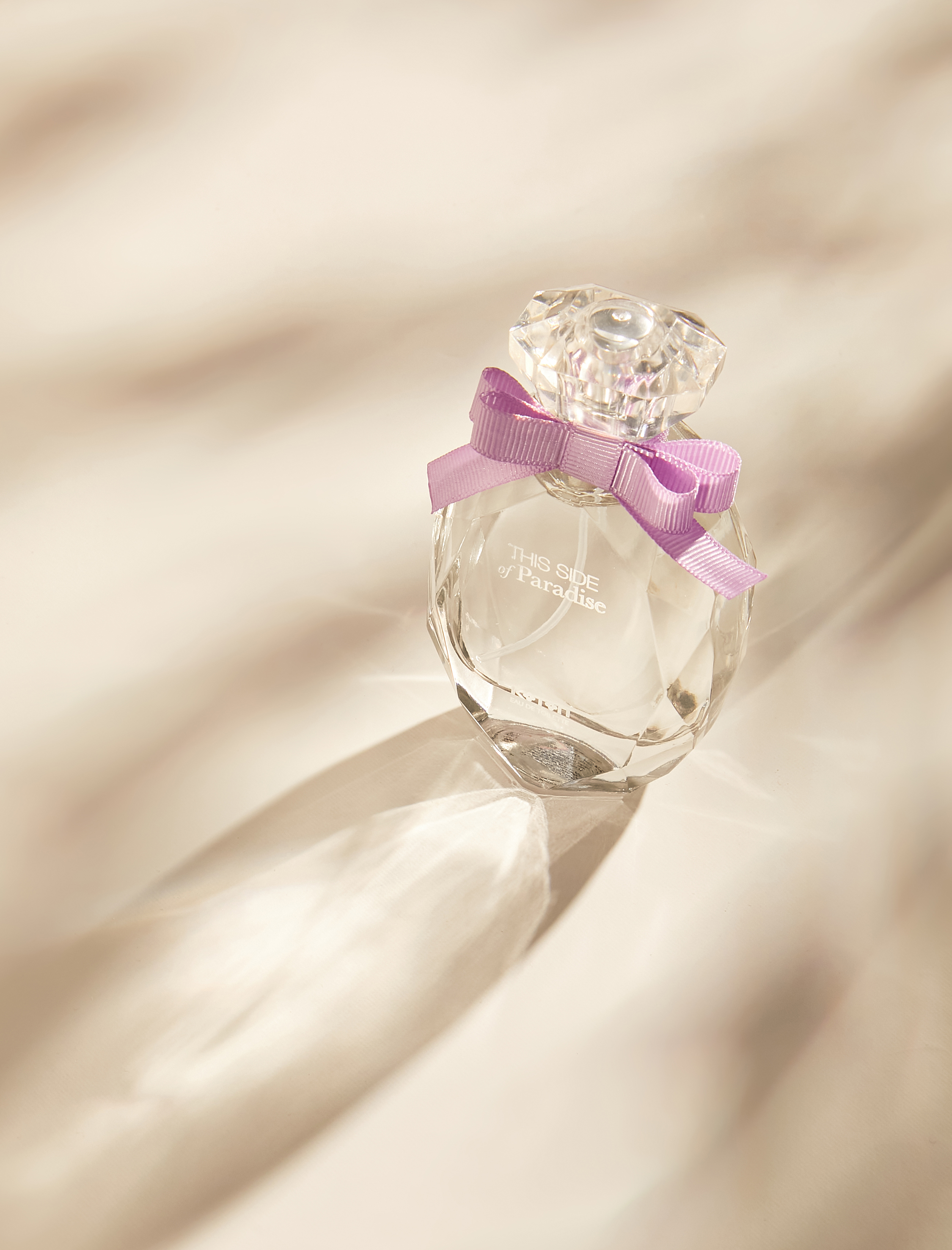  Kadın Parfüm This Side of Paradise 70 ML
