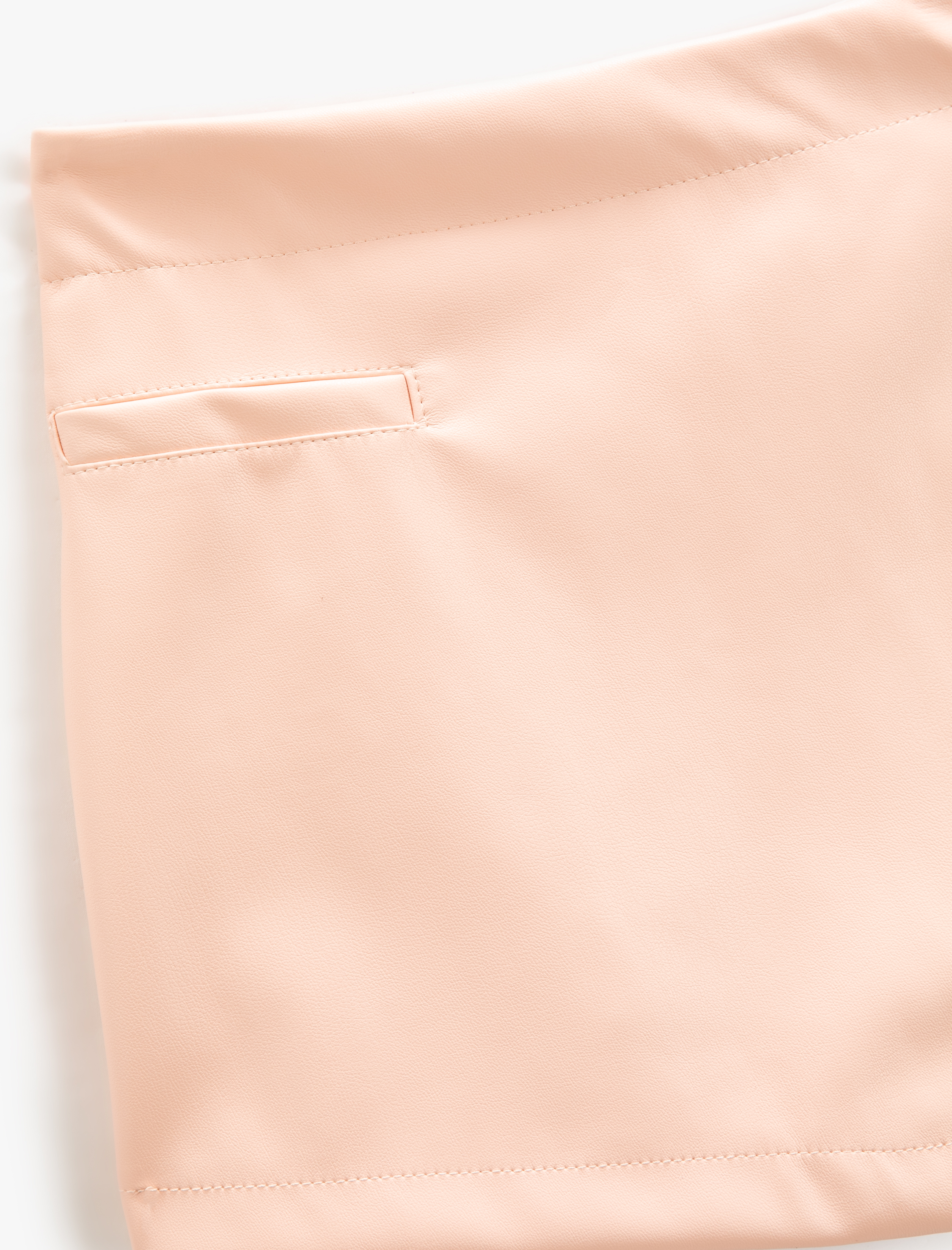  Kız Çocuk Mini Etek Deri Görünümlü Kruvaze Simetrik Kesim