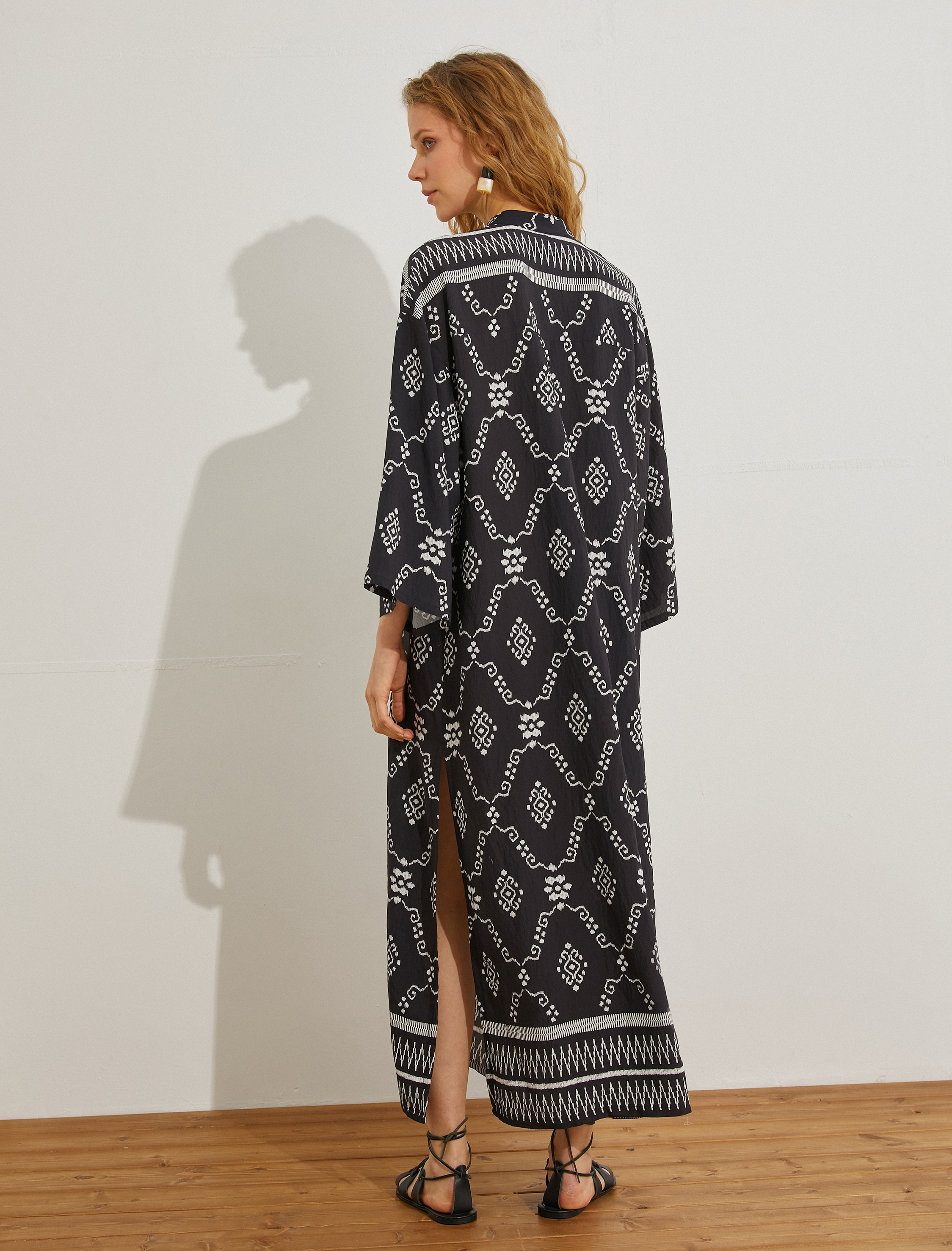   Bohem Uzun Elbise Viskon Etnik Desenli V Yaka Yırtmaçlı