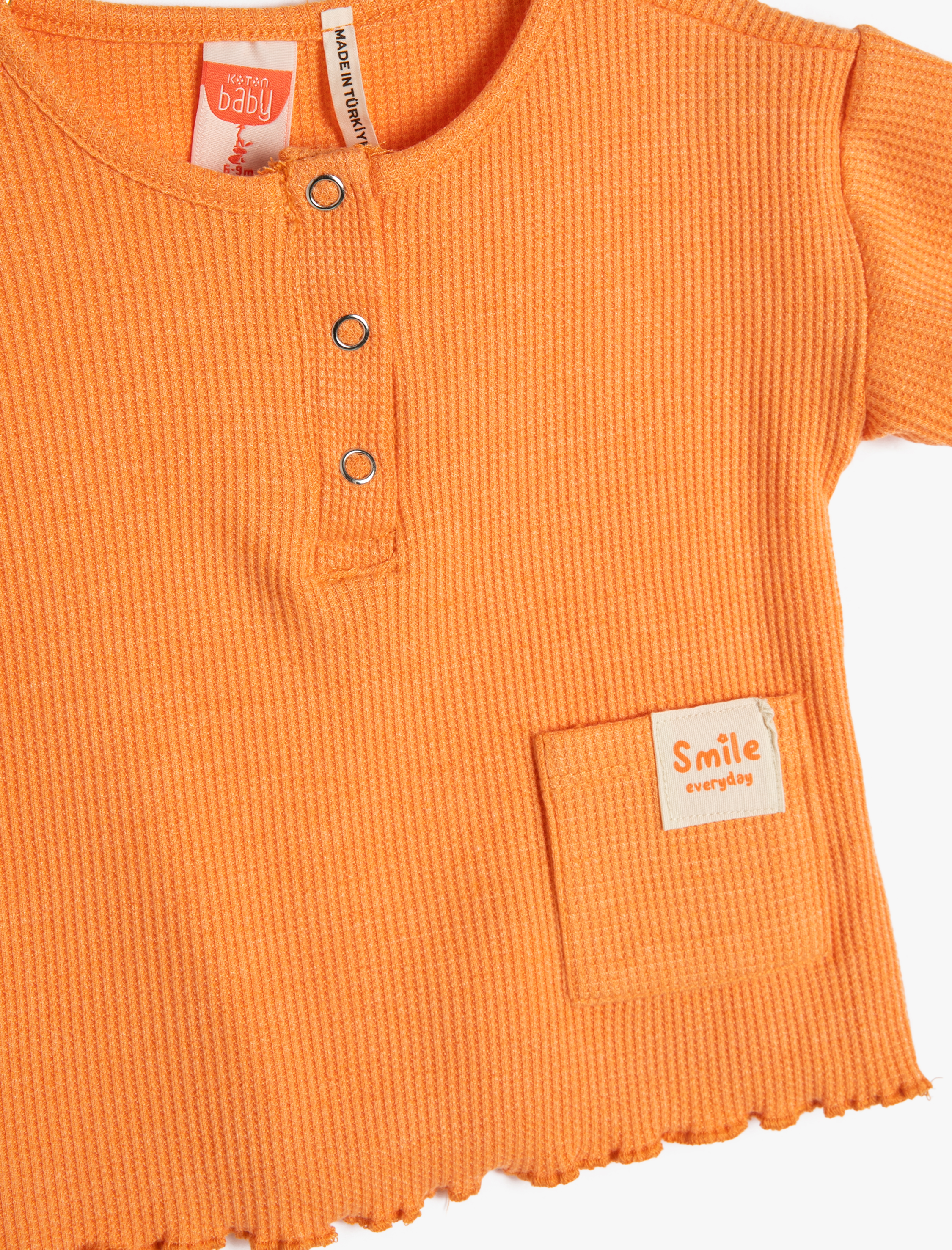  Kız Bebek Tişört Çıtçıt Düğme Detaylı Yuvarlak Yaka Kısa Kollu