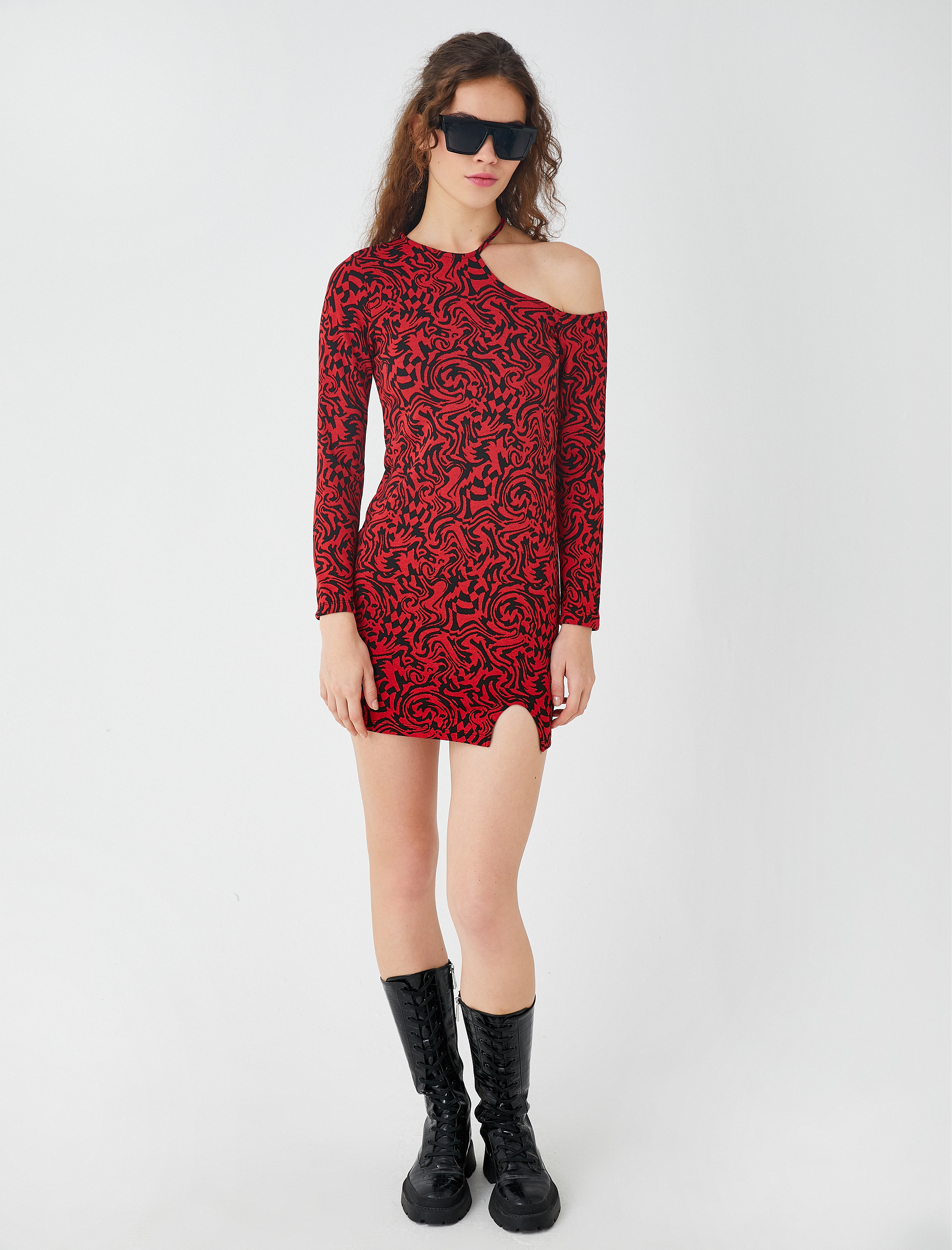   Pencere Detaylı Mini Elbise Halter Yaka